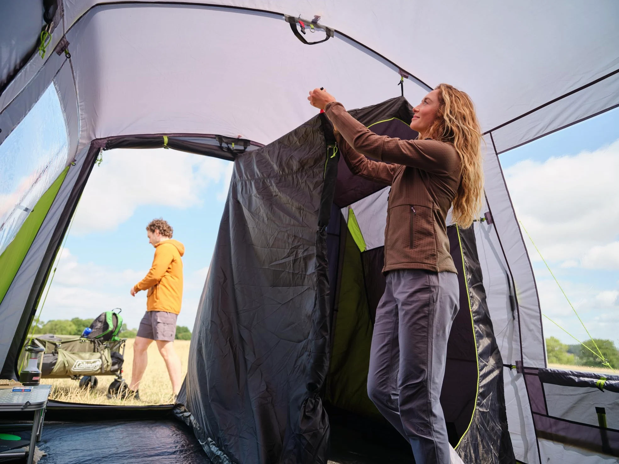 Coleman Dormitorio Adicional para Tienda de campaña Victoria Falls 4 | Espacio Extra para Dormir para 2 Personas | Montaje rápido | Tejido Transpirable | Ligera y compacta