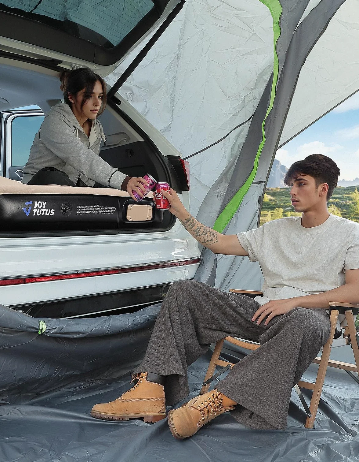 JOYTUTUS Colchón inflable SUV para acampar al aire libre, flocado suave y superficie Oxford extragruesa, colchón de aire para SUV, cama de campamento con bomba de aire integrada mejorada, 2 almohadas