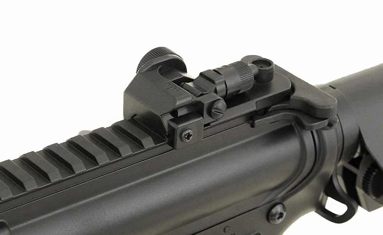 Fusil réplica M4 Airsoft Negra Modelo CM.515 de la Marca Cyma. Potencia 1 Julio. Incluye batería y Cargador de batería