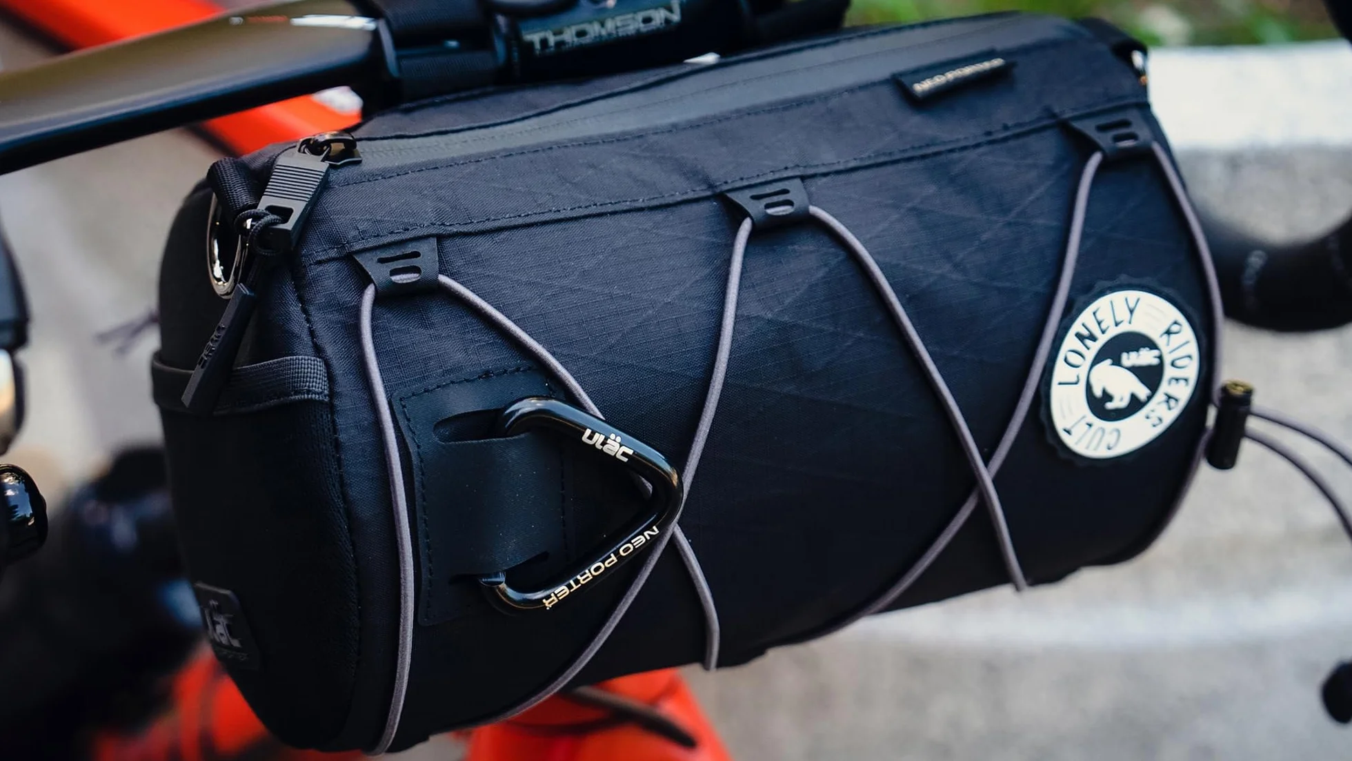 ULAC Bolsa Manillar Bicicleta Grande con Bandolera Bolsa Bici Impermeable Nylon 3,8L 24x14x14 cm Accesorios para Bicicleta MTB E-Bikes Complementos Cesta Porta Herramientas y Móvil