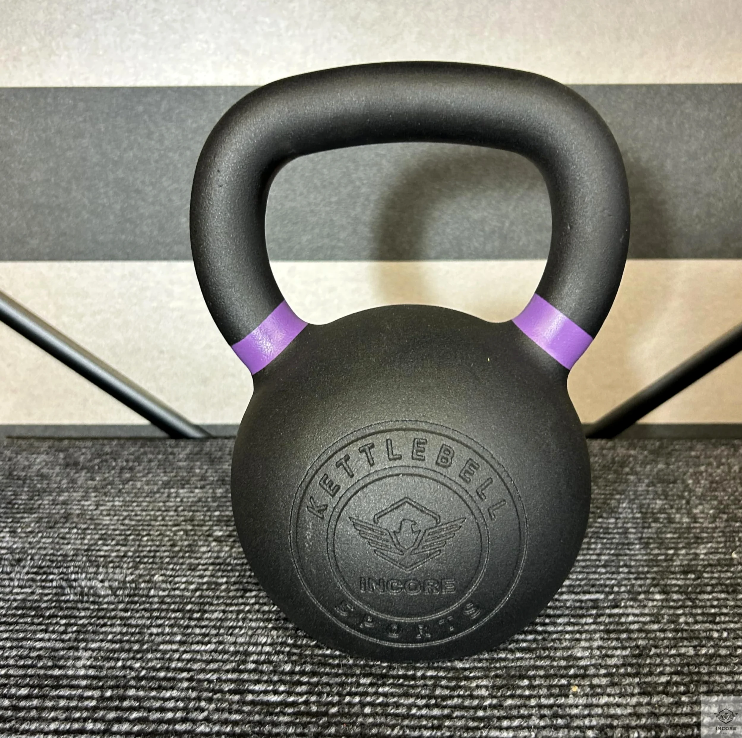 Pesa rusa de hierro fundido Hardstyle Incore Sports 18 kg