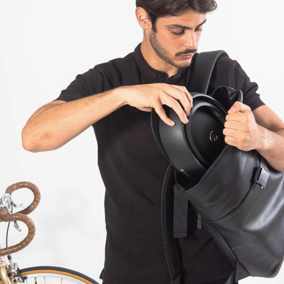 CLOSCA. Casco Plegable de Bicicleta. Casco de Bicicleta para Adulto con Visera. Casco Certificado de Bici y Patinete eléctrico. para Mujer y para Hombre.