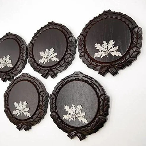 GTK - Juego de 5 placas de cuña talladas oscuras AF 14 cm con 5 hojas de roble de 6 hojas, tabla de cuñas, tabla de especias, cartel para trofeos