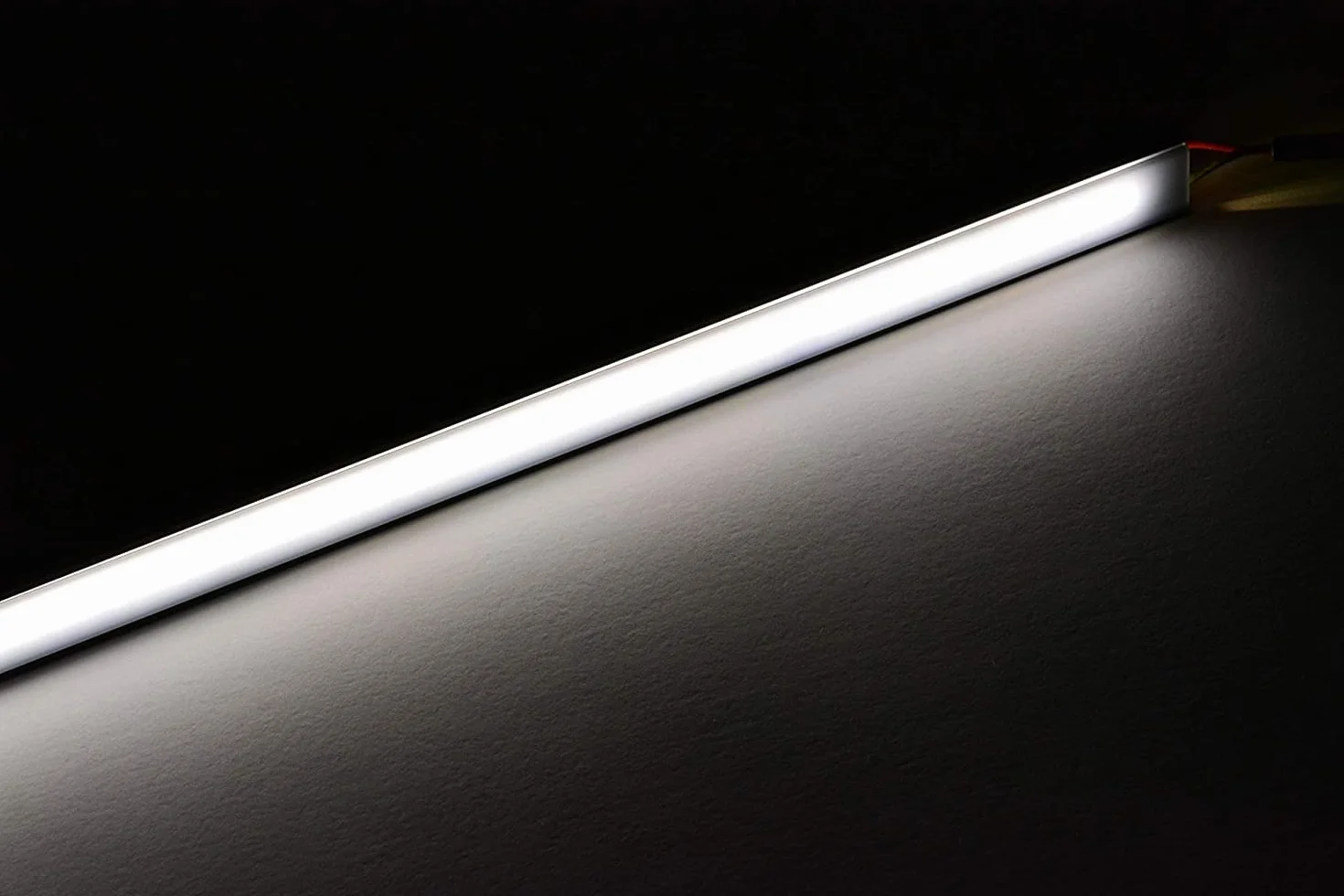 Aftertech 2m Perfil de Aluminio para Tira LED Barra Rígida 1506 + Cubierta Negra