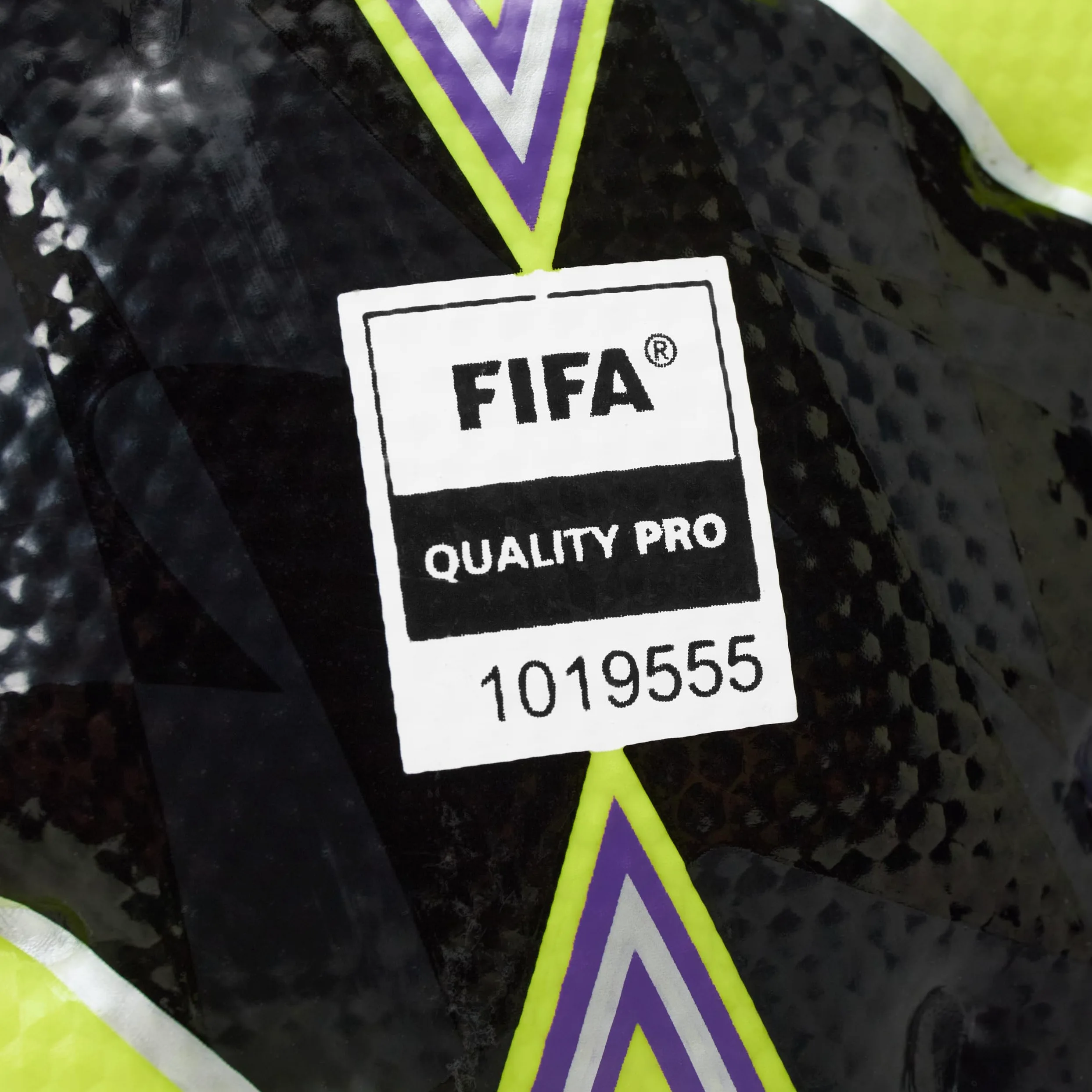 Mitre WFA Cup Main R Ultimax Pro2526 Fútbol para Unisex Adulto, Verde/Púrpura/Negro, 5