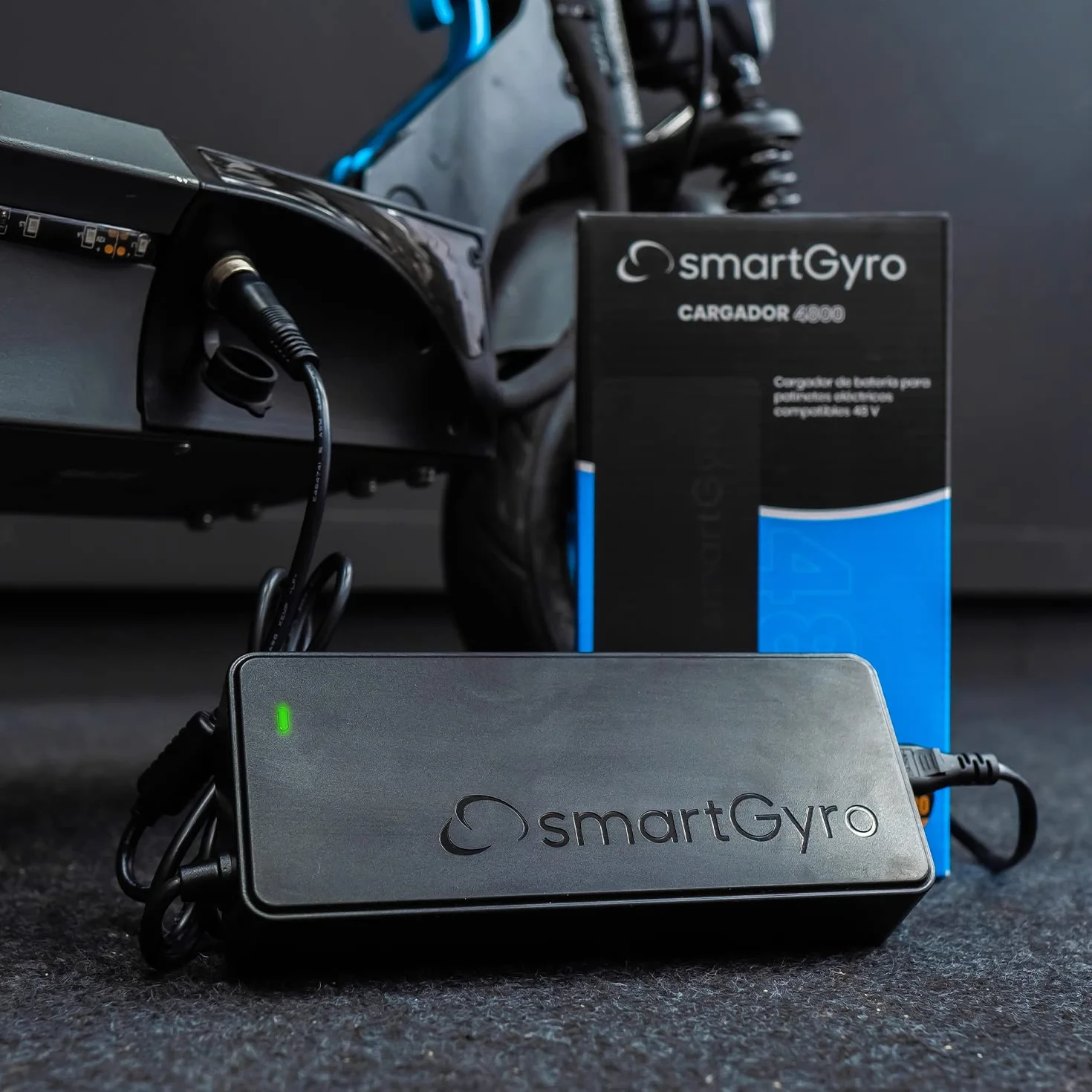 SmartGyro Cargador 48V 4800 para Patinetes Eléctricos Speedway, Rockway, Crossover, K2 y Ryder