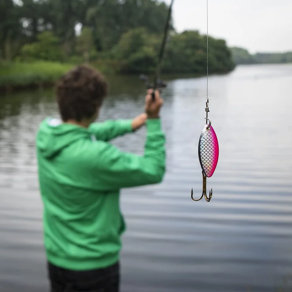 Mitchell Tanager Camouflage - Juego de Pesca de caña y Carrete con Cuerda y Cebo para Pesca de Trucha y Perca