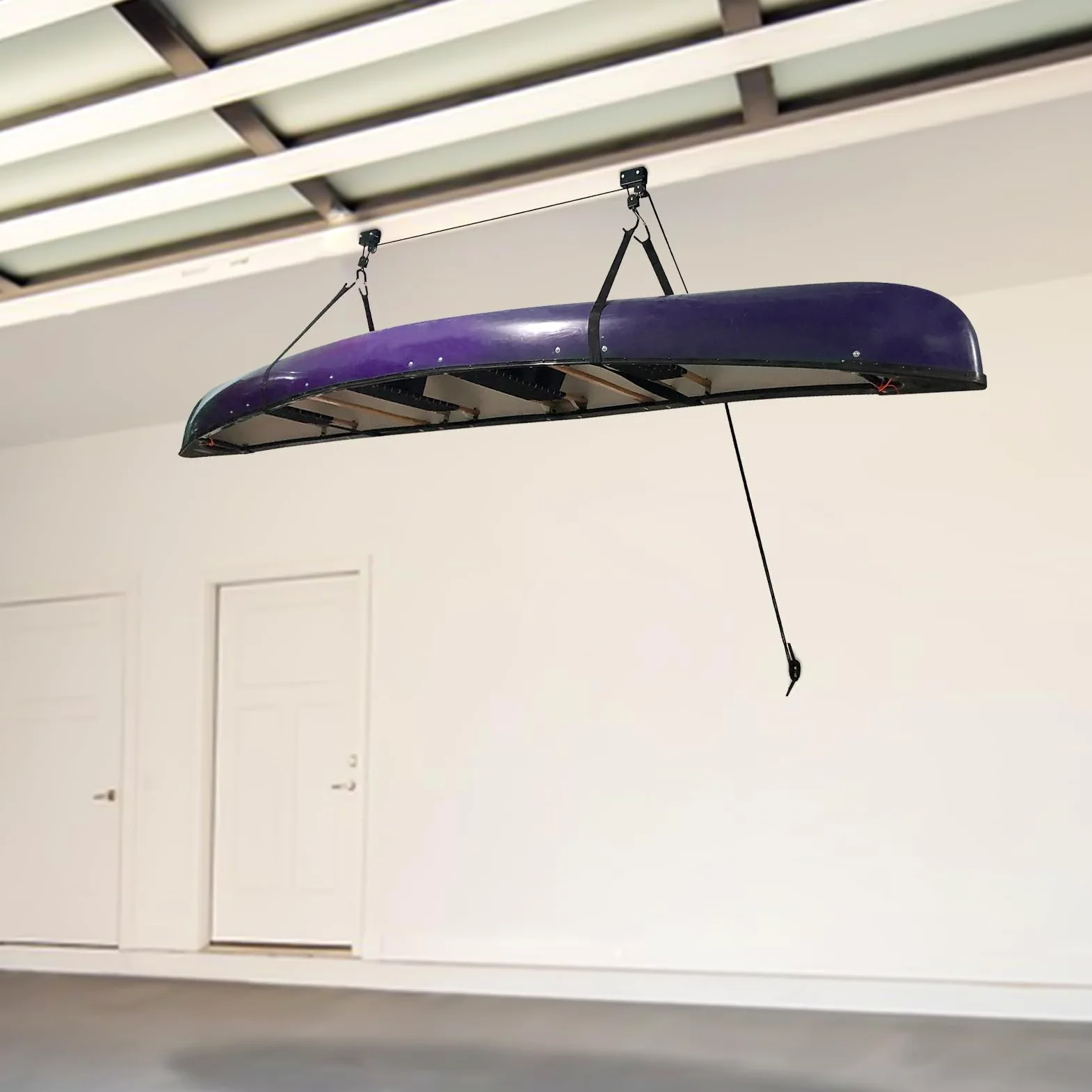 Sistema de polea superior para kayak, elevador de techo para kayak, kayak y canoa con cuerda resistente para colgar en la parte superior para canoas, escaleras de bicicletas y más con 57