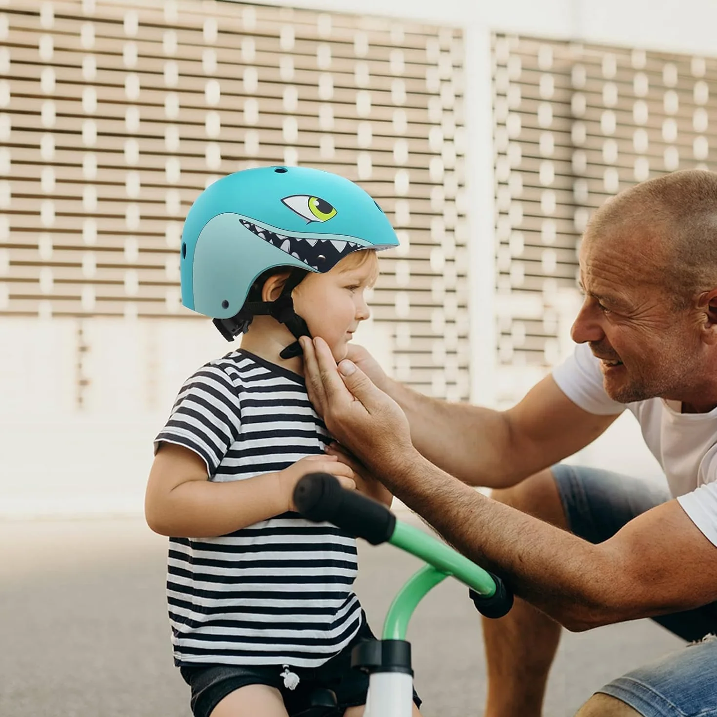 XIAPIA Casco para Niños y Niñas de 2-5 Años, Casco Infantil de Bicicleta Ajustable, Casco de Patinadora para Niños, Artículos Deportivos Ligeros y Robustos, Diámetro 51-54 cm