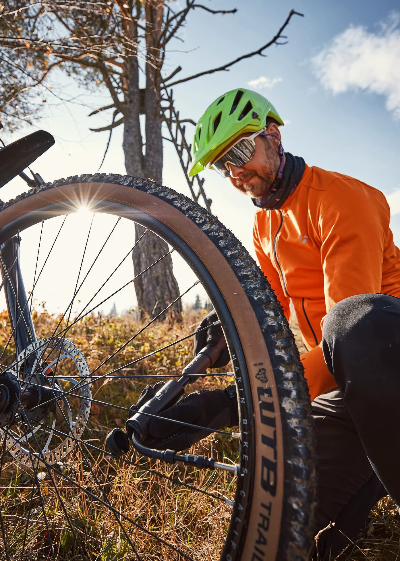 SKS GERMANY Airflex - Bomba de Aire para Bicicleta, Accesorios para Bicicleta (Bomba de Aire, Accesorios para Rueda con Mango Blando, Bomba de Aluminio y plástico, Accesorios versátiles)