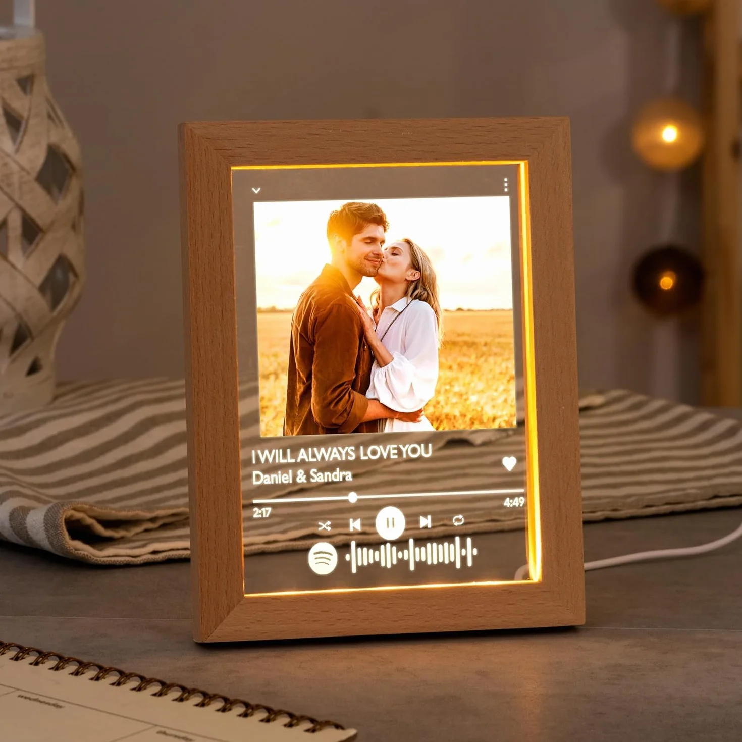 Lámpara Spotify Personalizada con Foto y Código Escaneable - Regalo Original para Parejas