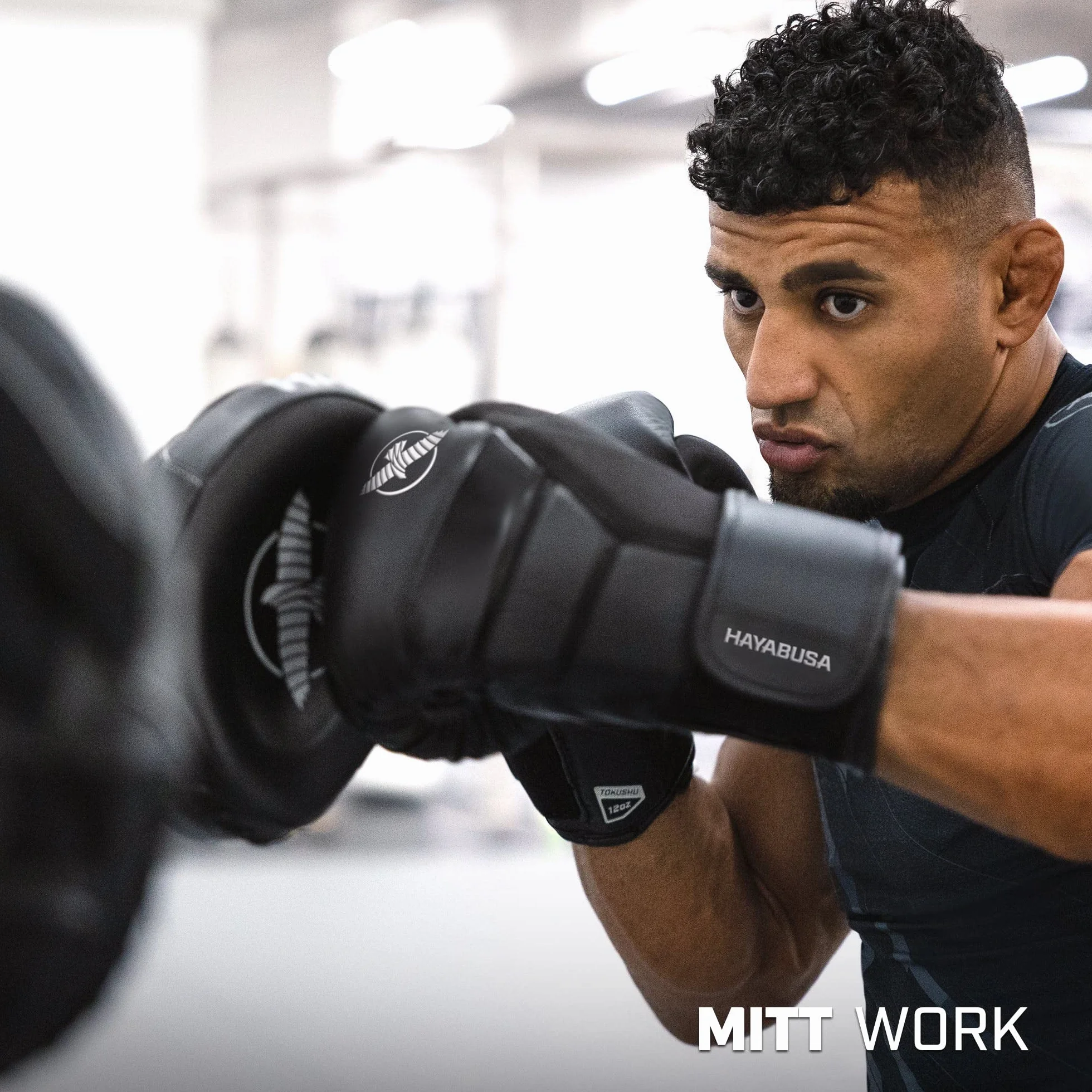 Hayabusa T3 Guantes de Boxeo para Hombres y Mujeres, Protección de Muñecas y Nudillos, Cierre de Gancho y Bucle Dual-X, Soporte de Muñeca Férula, Acolchado de Espuma de 5 Capas