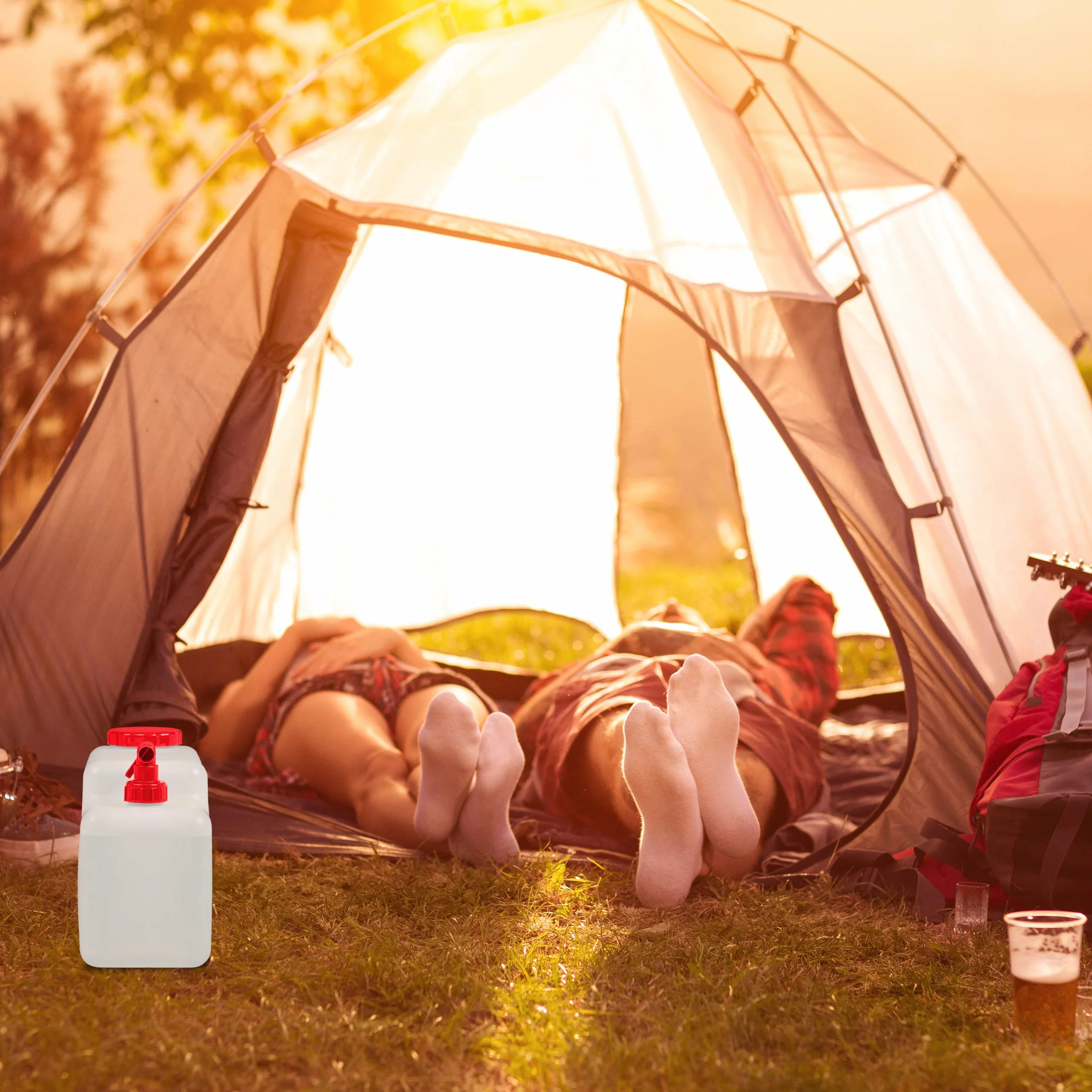 Relaxdays Bidón de agua con grifo, Tapa de rosca ancha, Accesorio de camping, 23L, Sin BPA, Blanco & Rojo, 1 Ud.