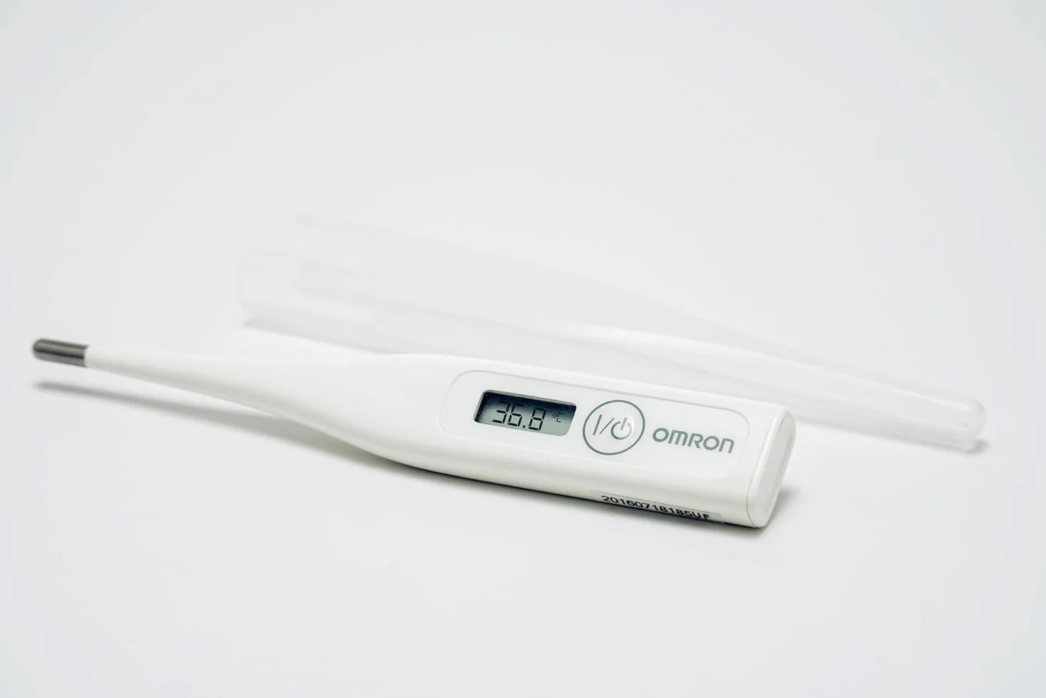 OMRON Eco Temp Basic Termómetro digital para bebé y adultos punta redondeada