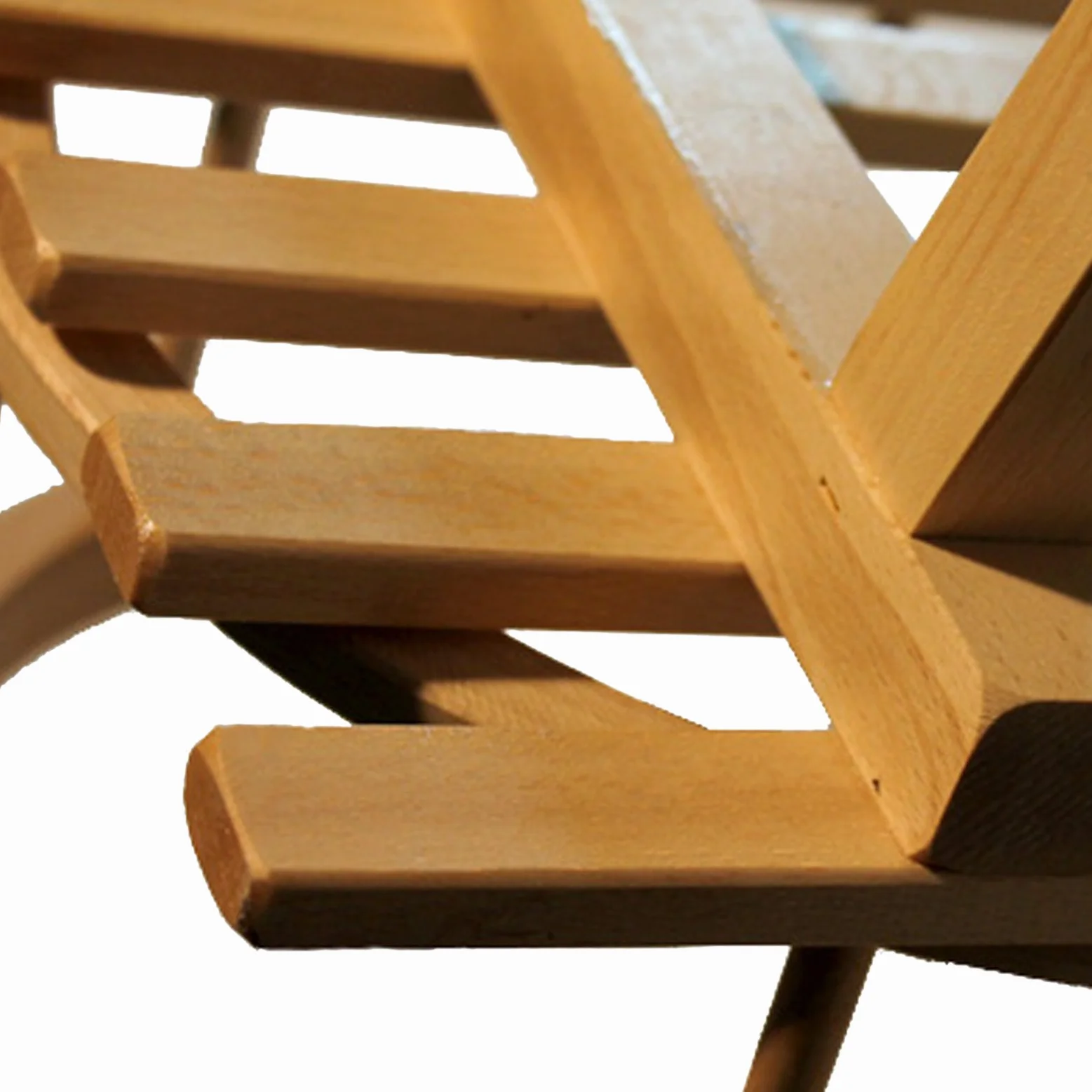 Trineo de madera con respaldo y remolcador para niños