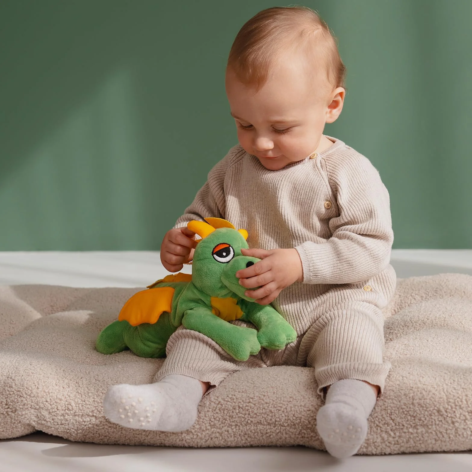 Habibi Plush Calor Dragón Verde