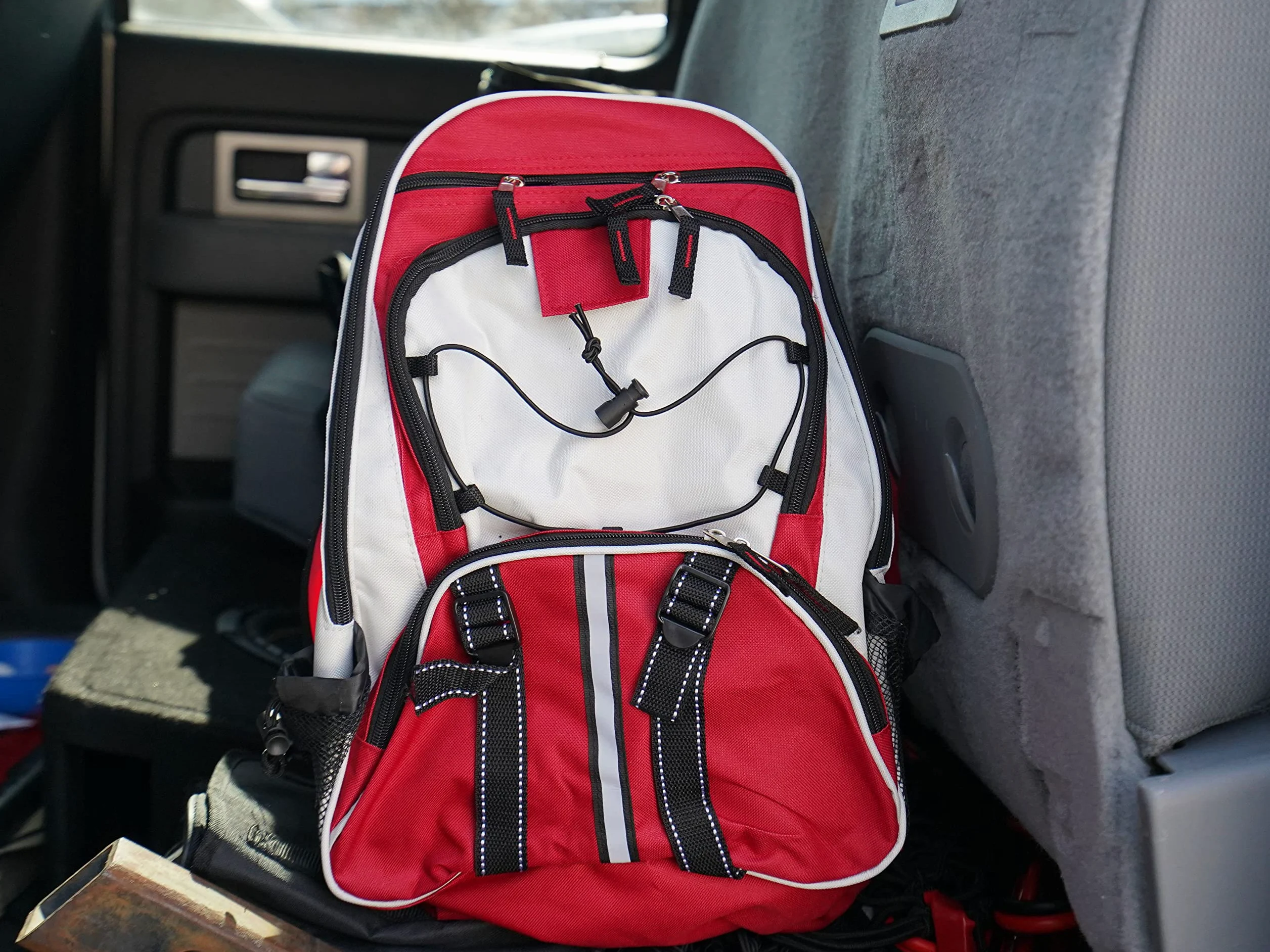 Blue Seventy-Two - Pro Series - Kit de Supervivencia de Mochila de Emergencia roja de Lujo de 72 Horas para 1 Persona | Kit de Supervivencia para emergencias (Incluye tabletas de Agua)