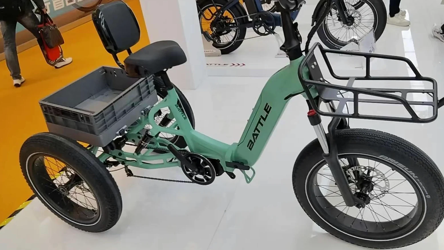 Horquilla de bicicleta de 20" con suspensión para neumáticos de 4,0" de goma grasa, hombro único con combo de 1-1/8" de rosca, freno de disco para bicicleta de nieve/tríciclo