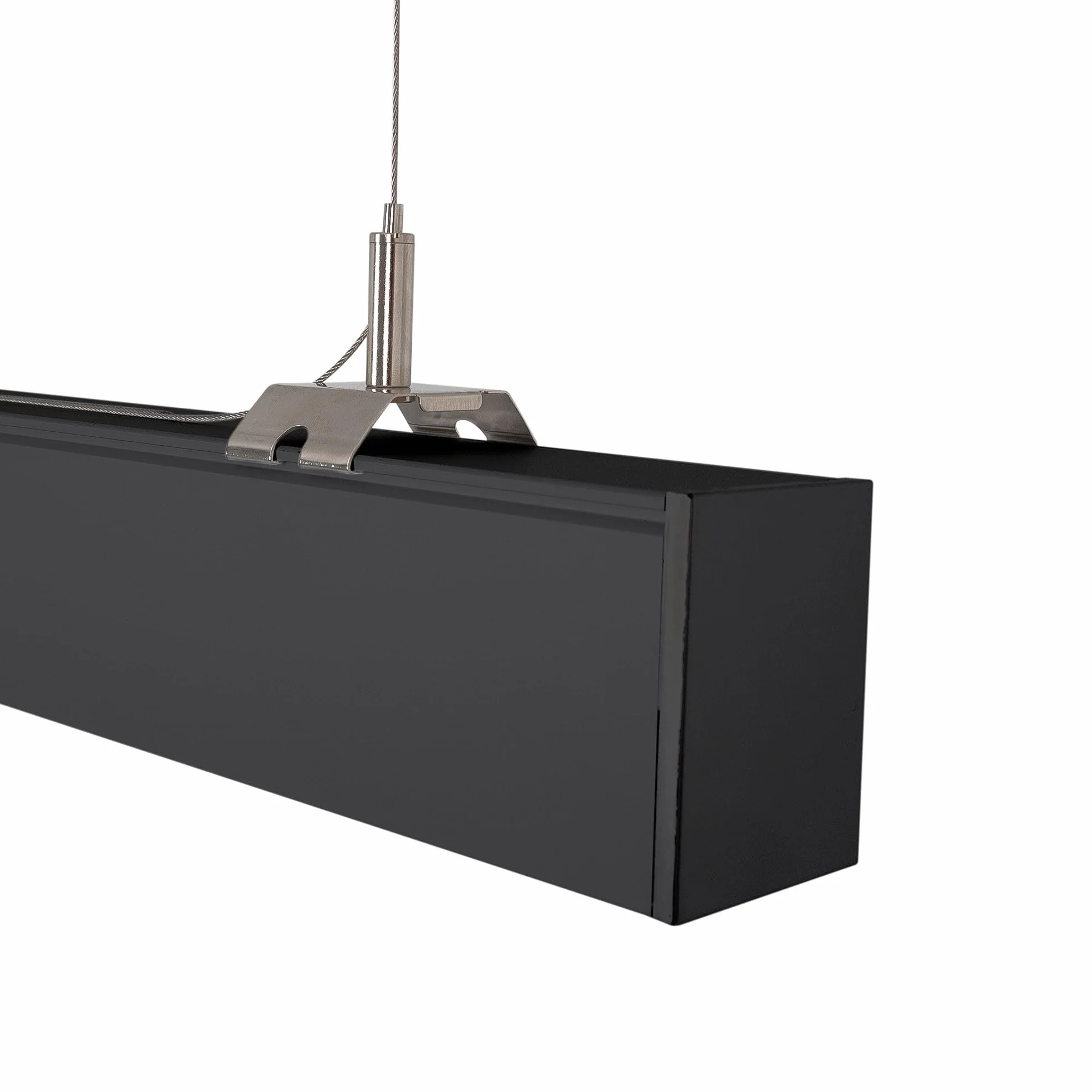 B·LED BARCELONA LED Luminaria lineal LED CCT 60W 180cm Potencia ajustable Suspensión superficie