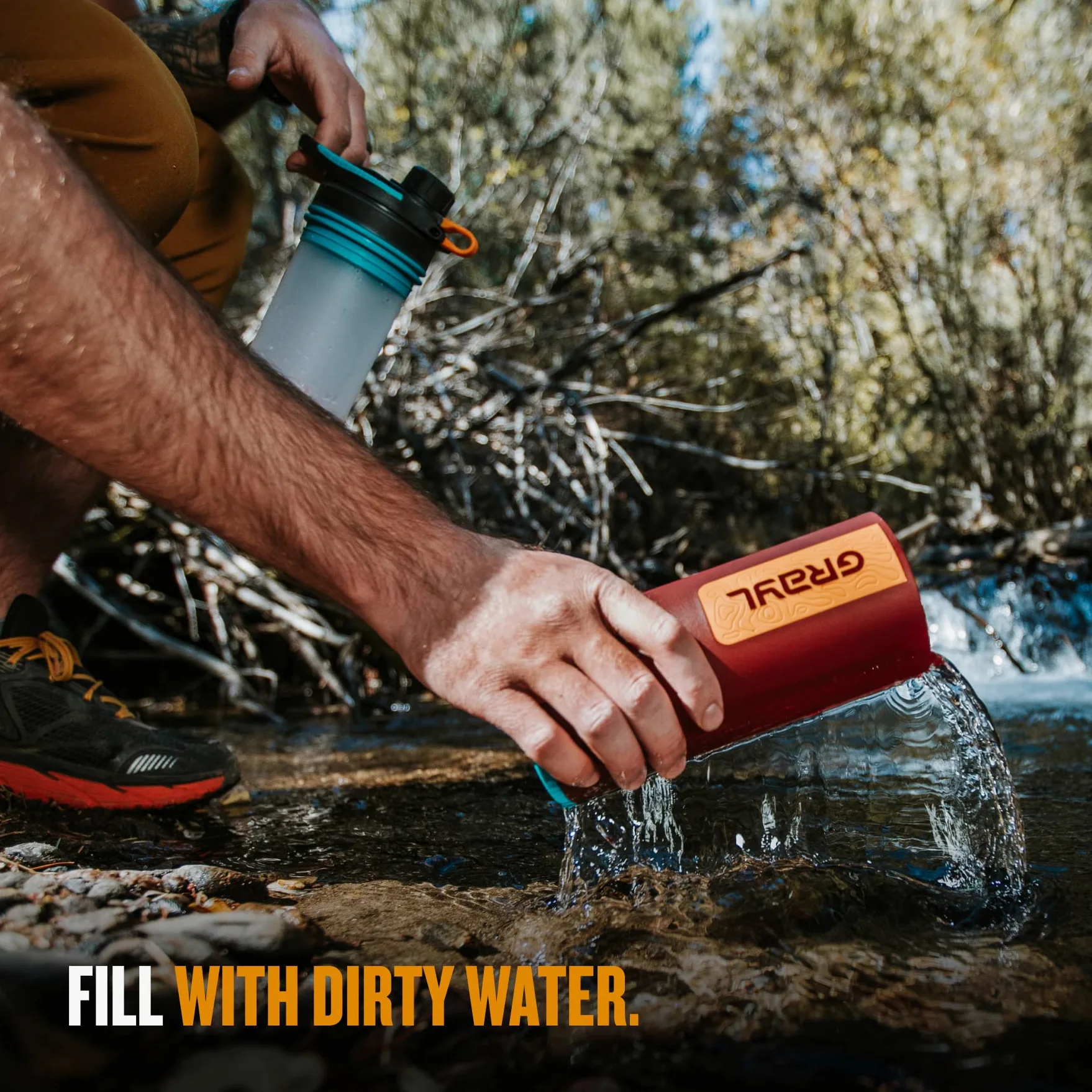 GRAYL GeoPress - Purificador de agua para viajes en todo el mundo, senderismo, camping y supervivencia, 680 ml, color rojo | Purifica el agua en 8 segundos para senderismo, mochileros, camping, supervivencia y viajes, elimina virus y bacterias