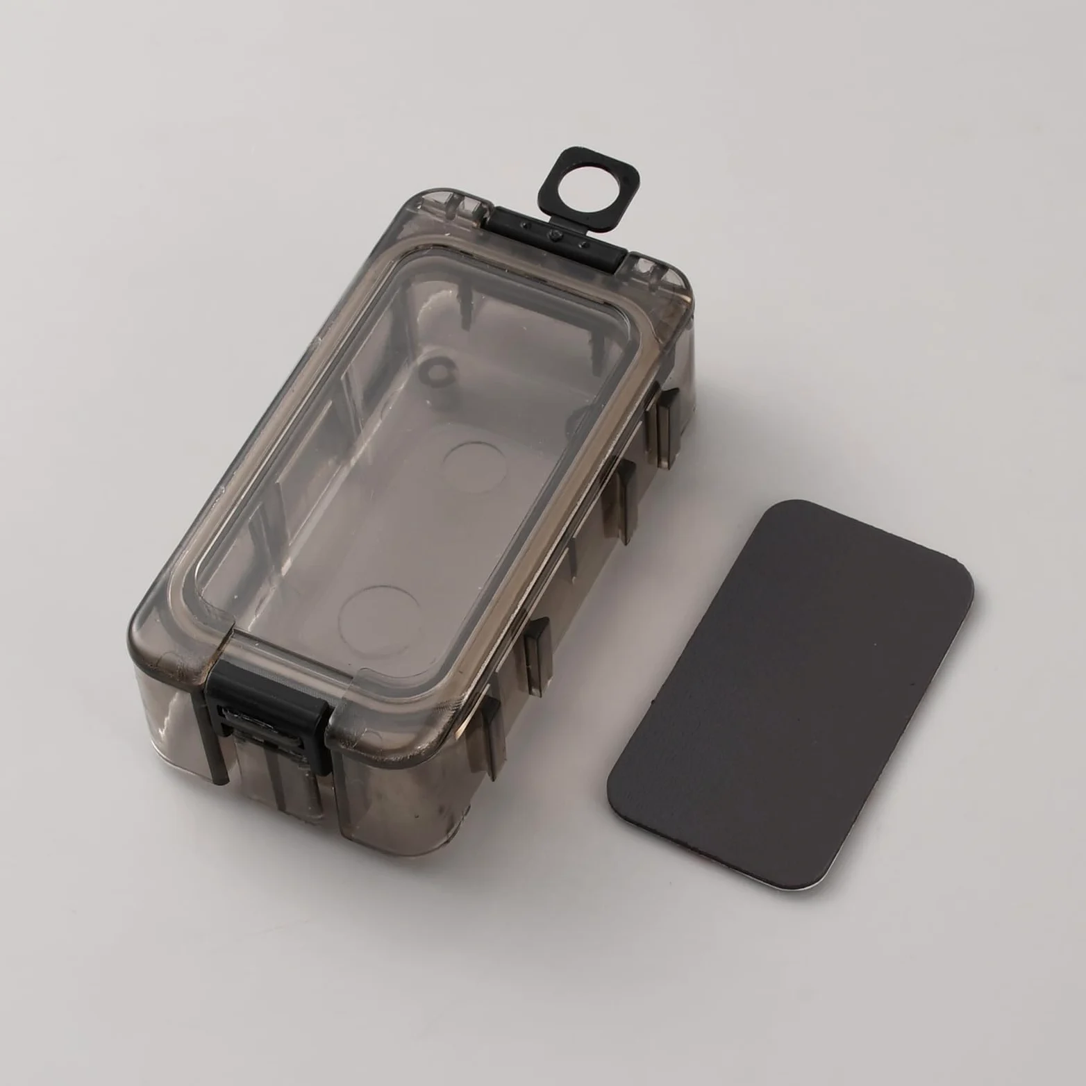 SUPERFINDINGS Caja de aparejos de pesca de 8 x 4,15 x 2,45 cm, impermeable, flotante, con organizador magnético y sello que brilla en la oscuridad para anzuelos de pesca, señuelos y almacenamiento de