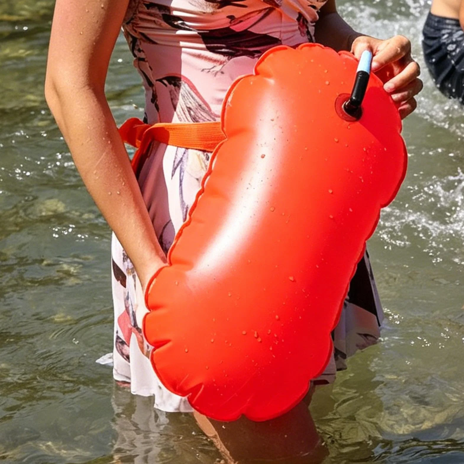 Open Water Swim Buoy | Inflatable High Visibility Waterproof Swim Training Float with Safety Storage, For Men Women Swimmers Beginners Lifeguard Training Competition