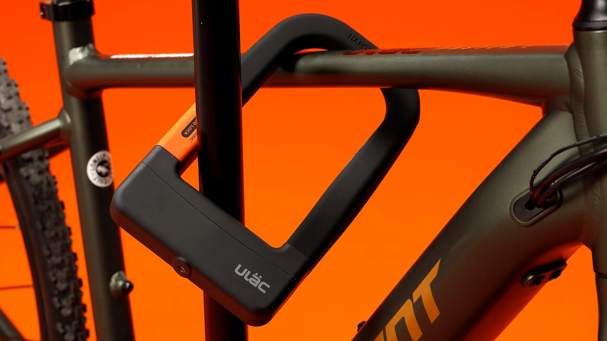 ULAC – Candado Bicicleta en U Soloist | Diseño Innovador y Máxima Seguridad | Cerradura Antirrobo con 2 Llaves Abloy | Grillete de Acero Templado 12 mm Anti Robos | Bici Eléctrica, Moto, Patinete