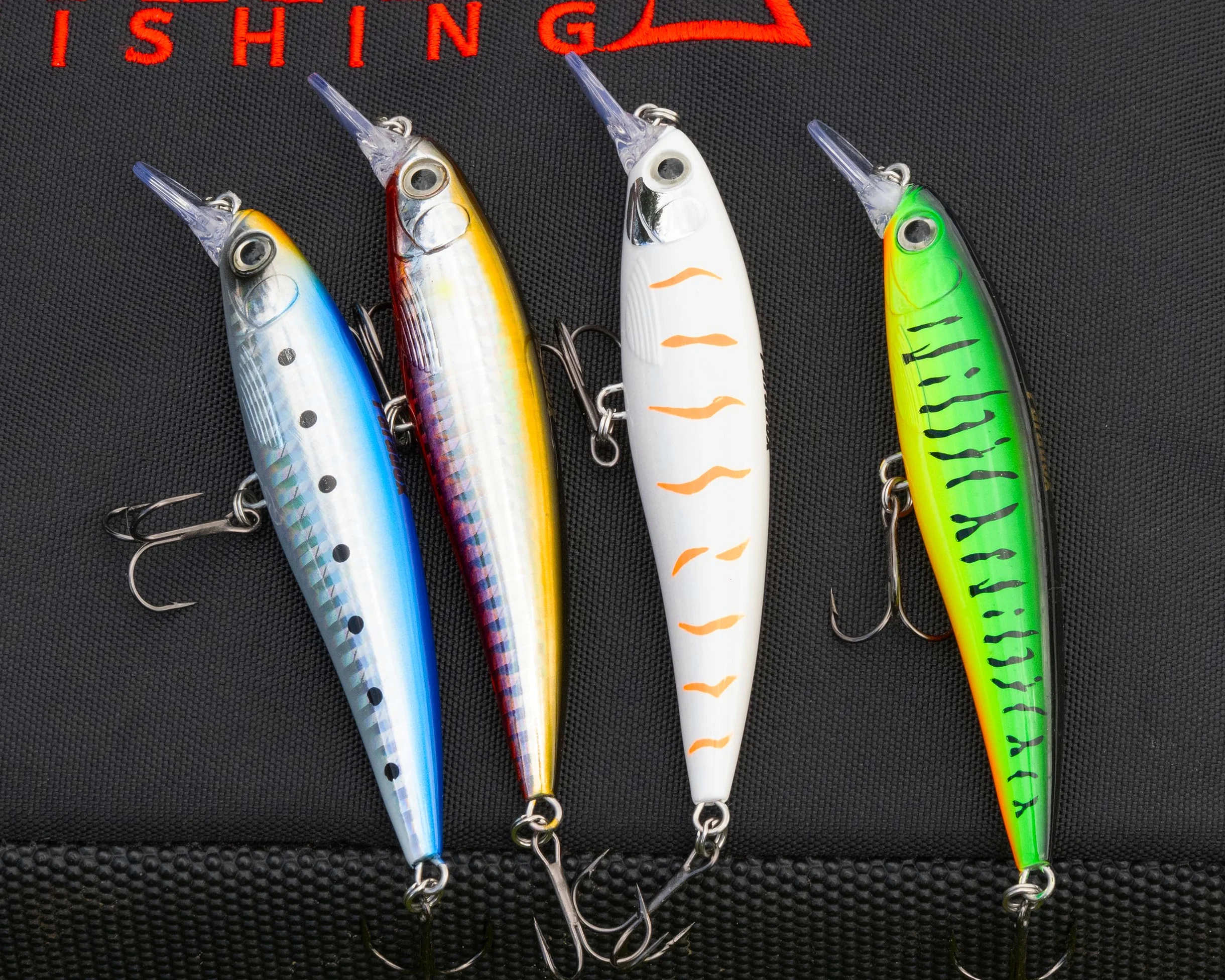 Paradox Fishing Juego de 4 señuelos de pesca de lucioperca, 13 g, 11 cm, con caja, cebo para lucioperca, perca