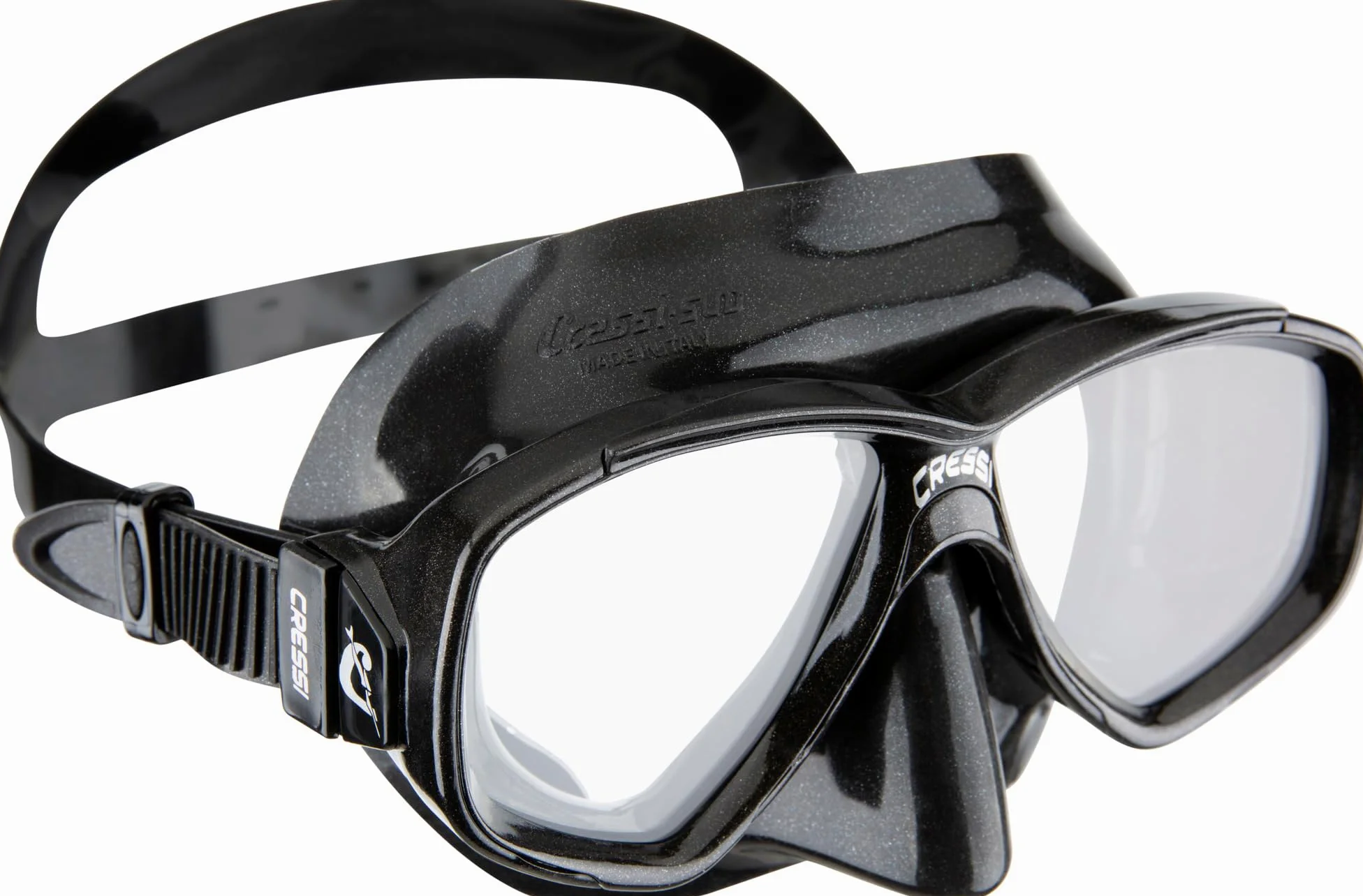Cressi Perla - Máscara de Silicona para Adultos de pequeño Volumen Interior para Buceo, esnórquel Calidad Italiana Desde 1946