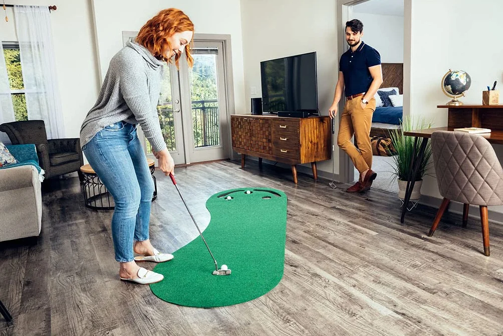 Putt-A-Bout Par Three Golf Putting Green