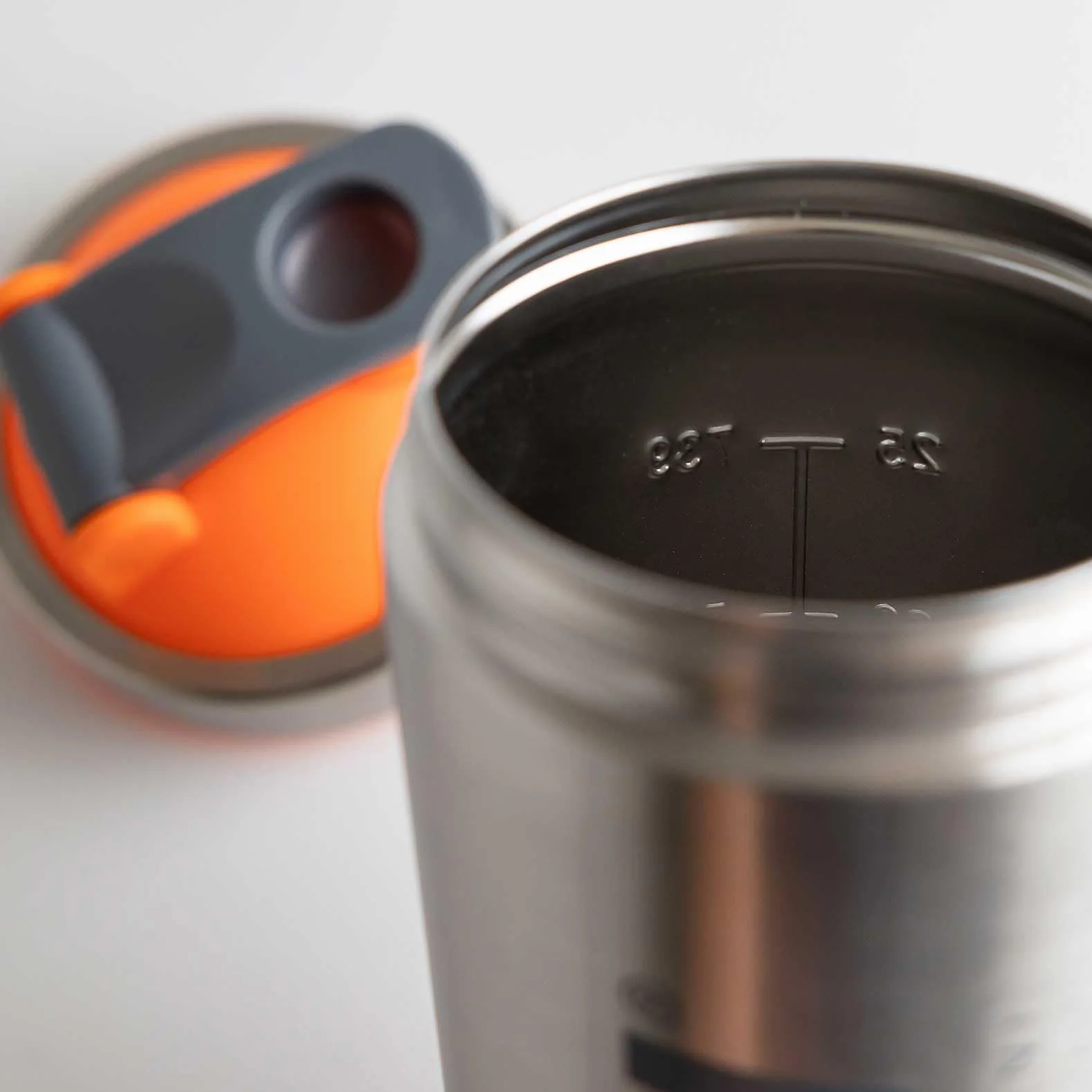 HSN Shaker We Are Nutrition! Acero Inoxidable 739ml Vaso Mezclador con Cierre Anti-Fugas