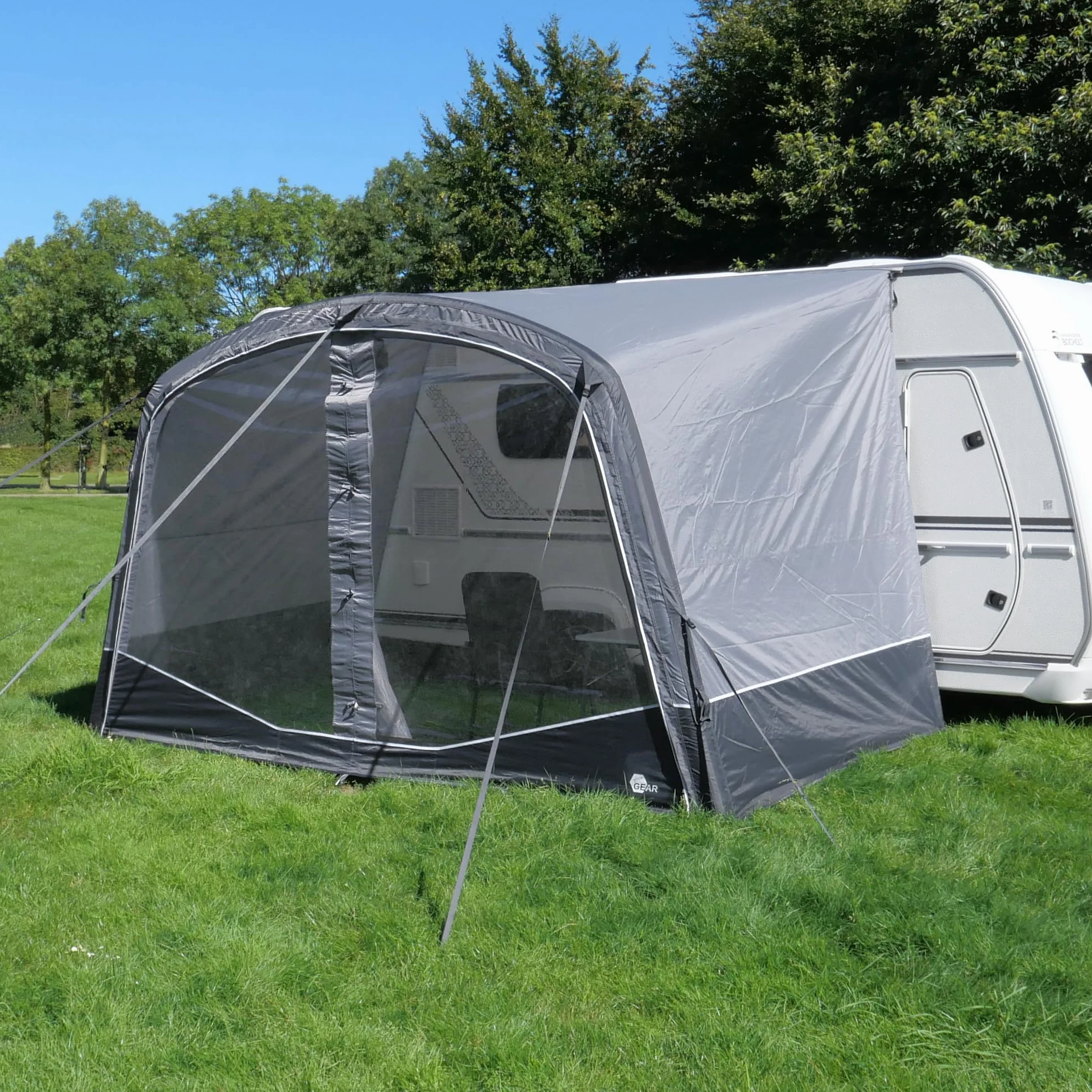 your GEAR Otranto Air - Techo solar inflable de 380x250 cm, columna de agua de 5000 mm, ideal para caravanas y autocaravanas, protección solar