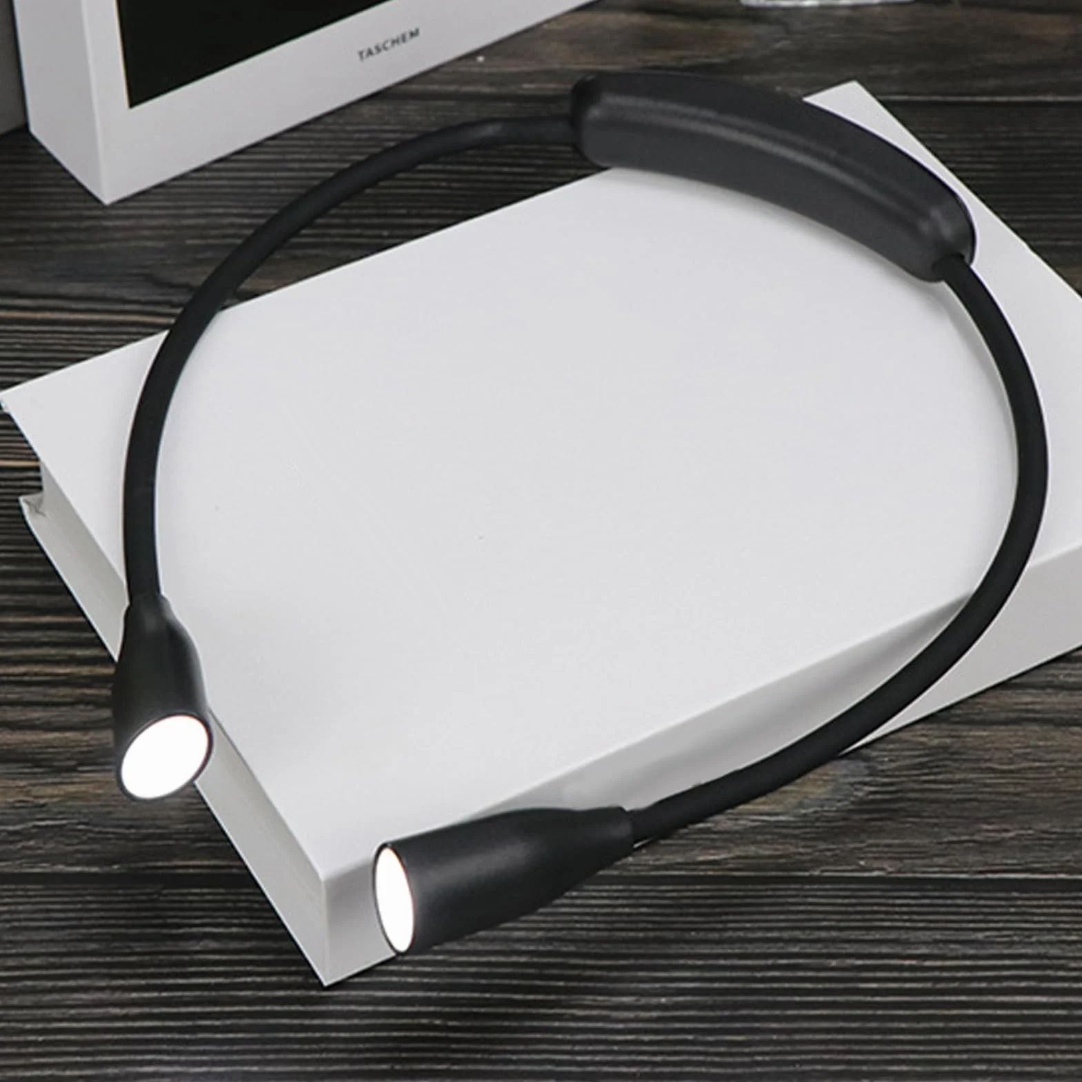 Luz de lectura LED recargable USB, lámpara de libro portátil flexible, brazo ajustable para acampar