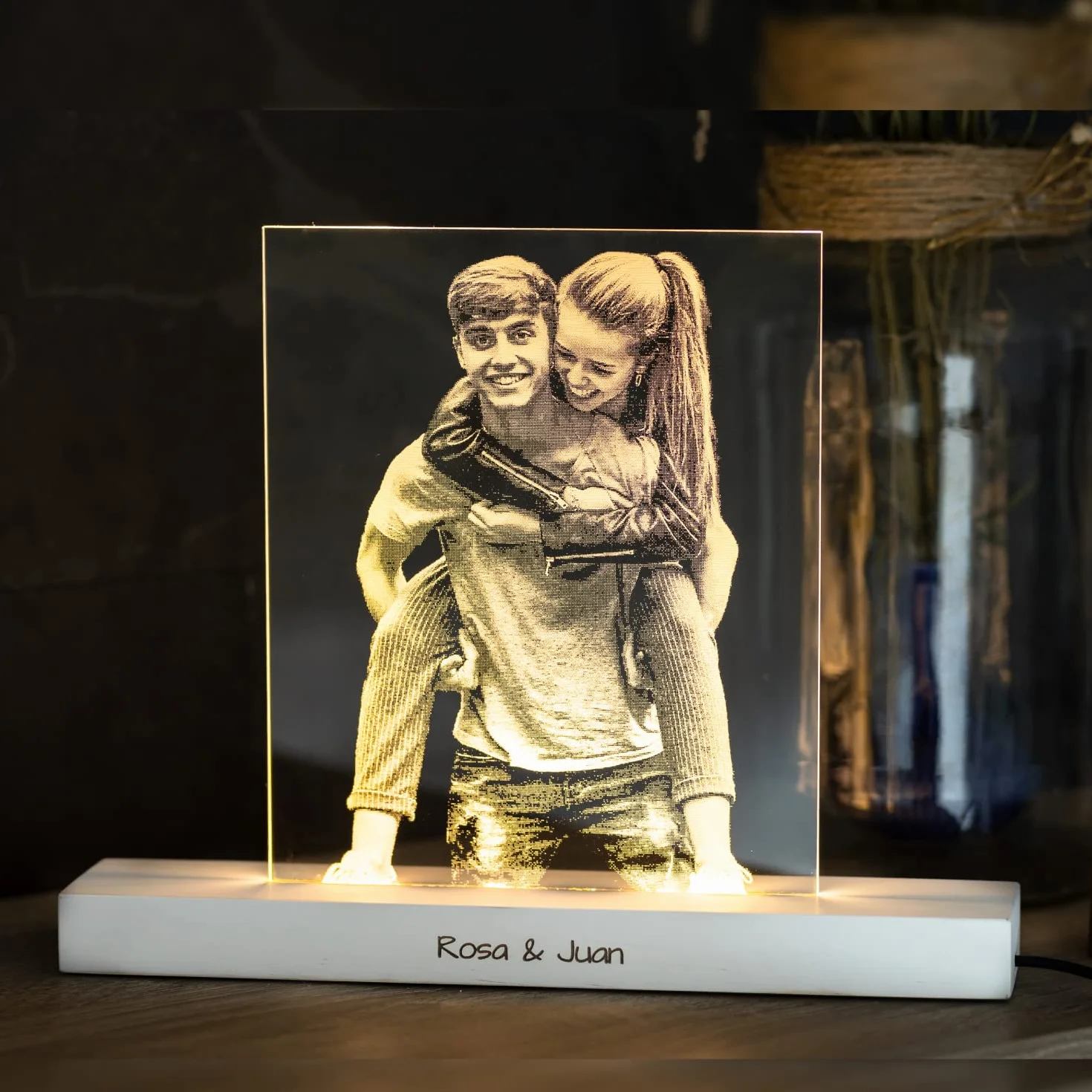 Lámpara Personalizada con Foto Central, Luz LED, Interruptor Táctil, Soporte de Madera Grabado