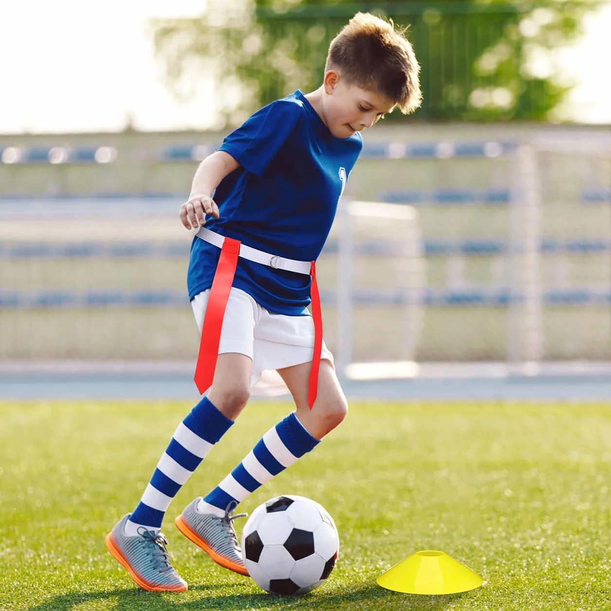 VORCOOL 16 Pcs Set de Fútbol con Bandera 12 cinturones 4 conos Accesorios de Entrenamiento para Jugadores de Fútbol