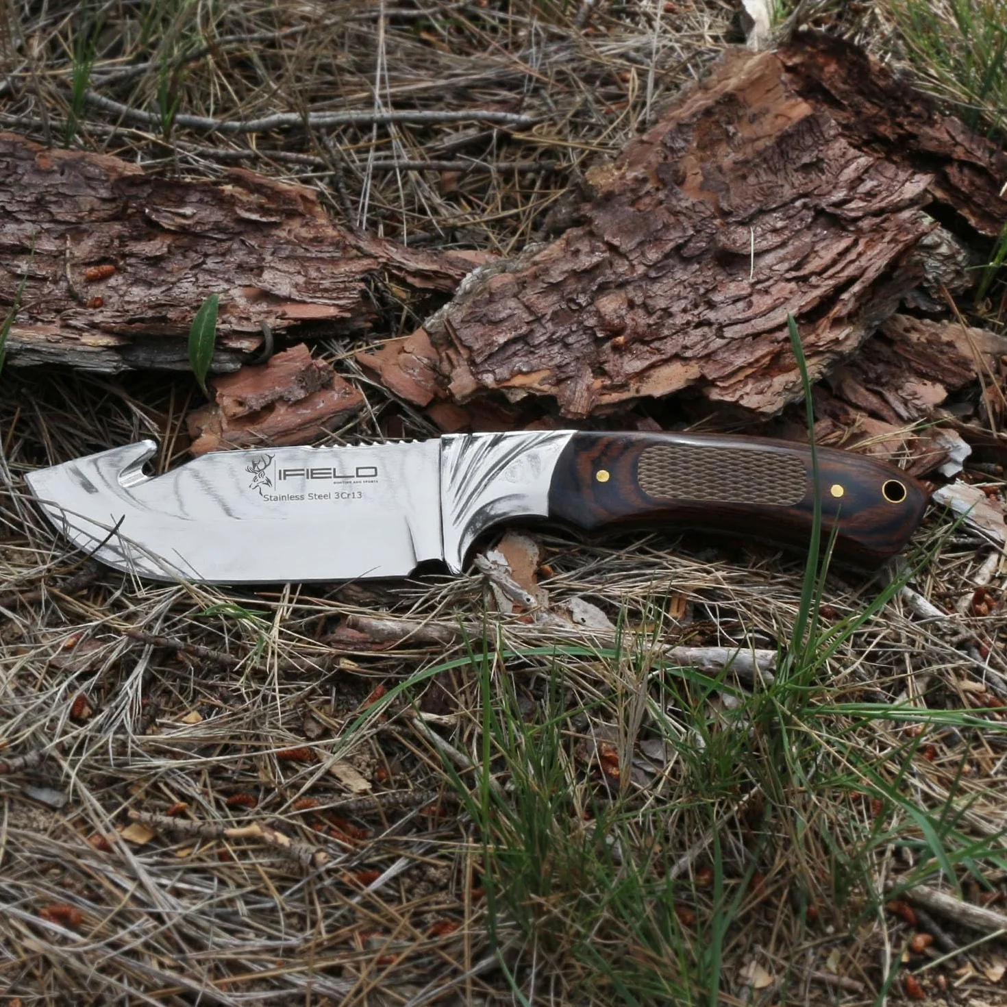 iFIELD Cuchillo desollador Camper EL29015, Mango Stamina Decorada, Hoja Acero INOX de 10,5 cms, Largo Total 22,5 cms, con Funda de Piel, Herramienta de Camping para Pesca, Caza, Actividad Deportiva