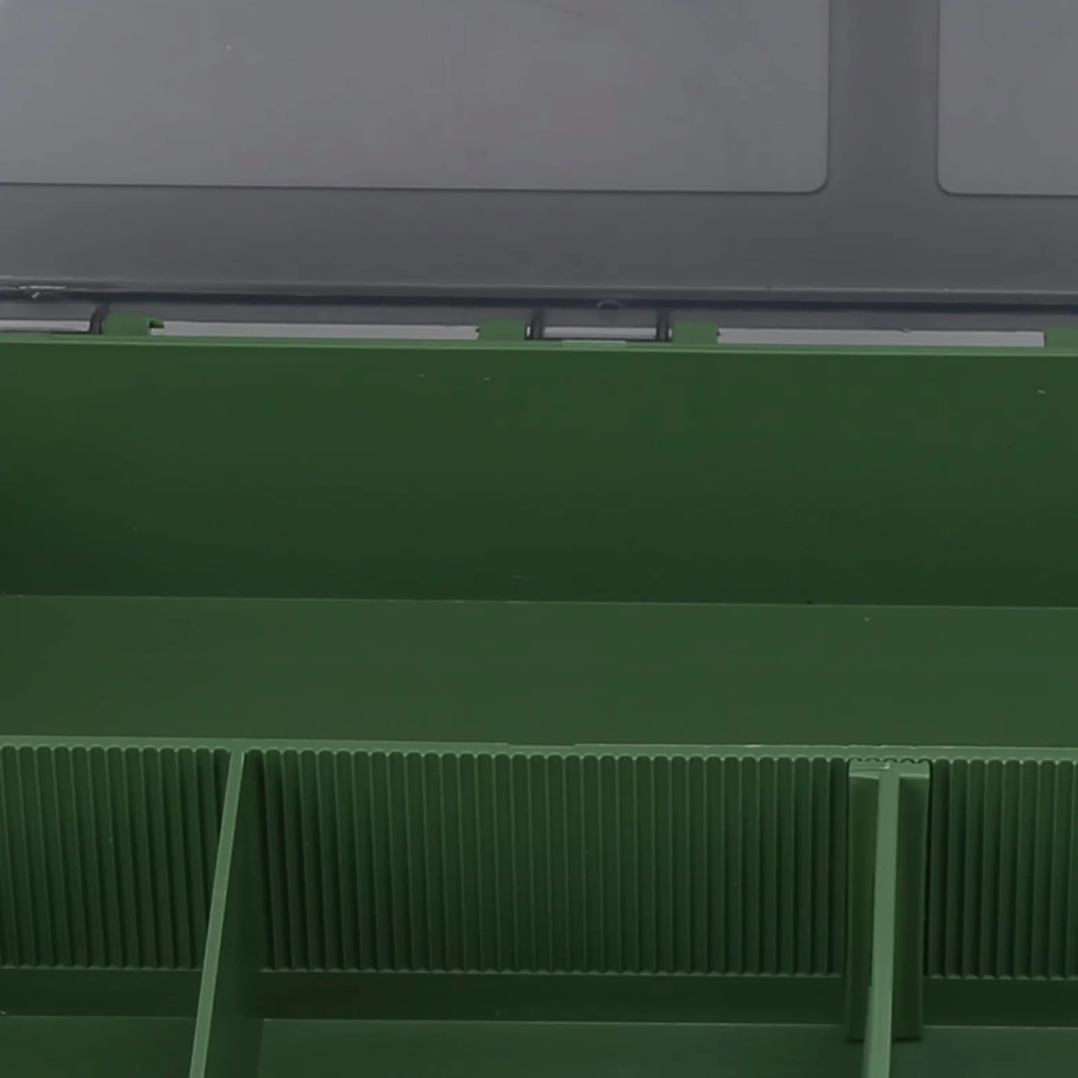 Bediffer Caja de Aparejos de Pesca de Gran Capacidad, Estuche de Almacenamiento Duradero para Accesorios de Pesca con Reglas, 365x285x55mm