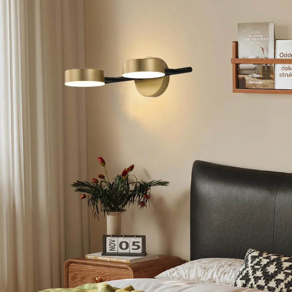 Mengjay Aplique LED Pared Giratoria 360° Moderno Dorado 3 Temperaturas 2 Luces Interior Baño Espejo