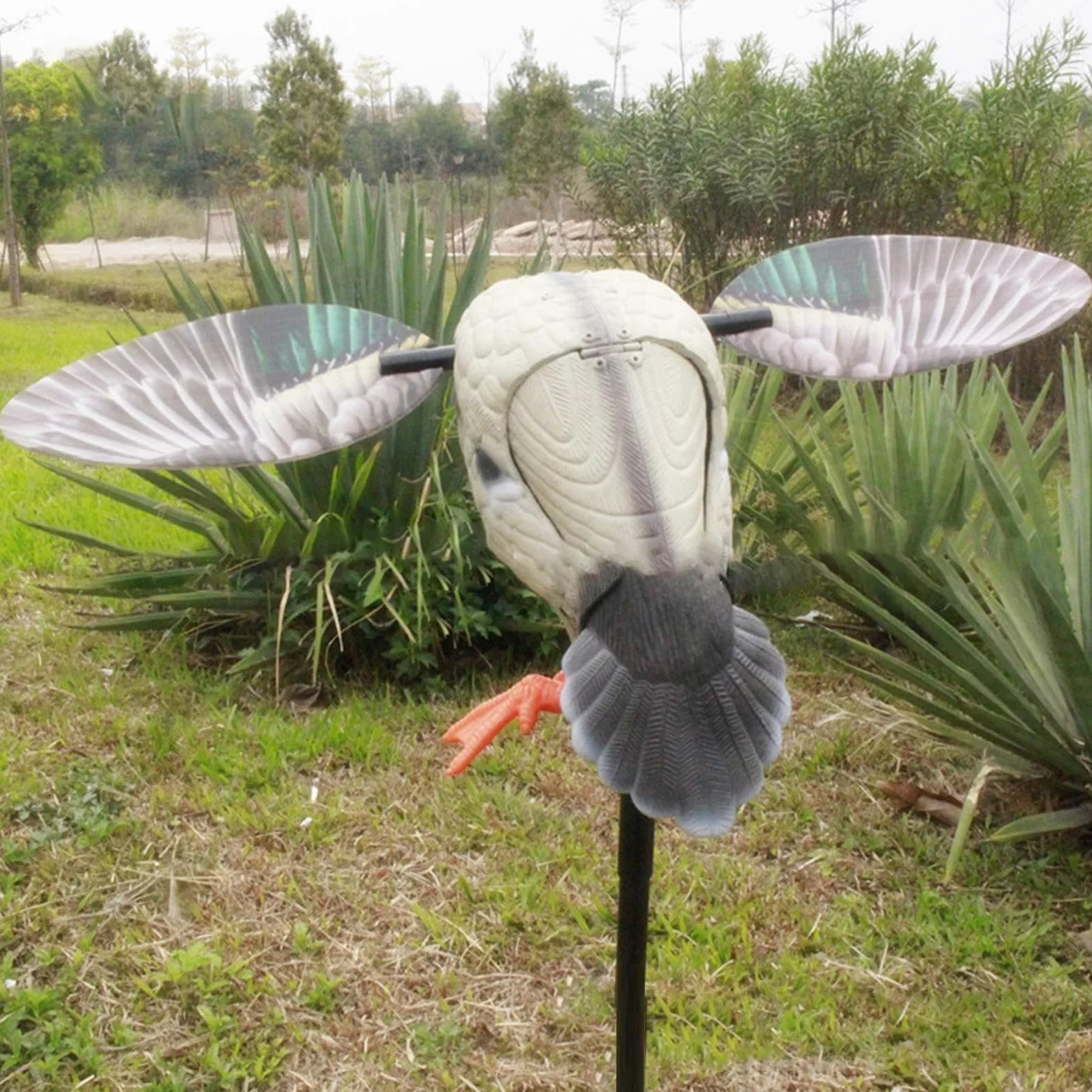 Pato Real Wing Flexible Duck, Cebo, Funciona con | Pilas, Mando a Distancia, señuelo para la Caza de Patos, instalación sin Esfuerzo