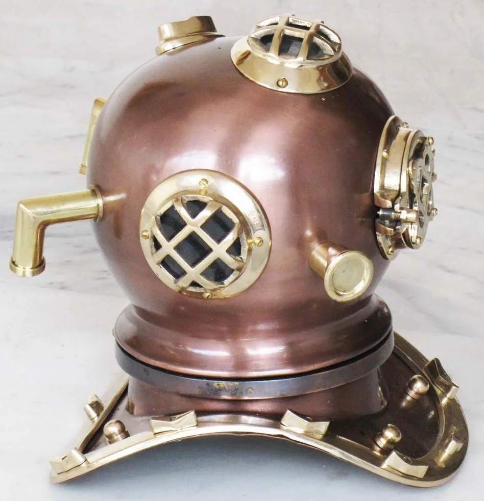 Coleccionable diseño de fecha con latón y acero acabado Buceador casco de buceo de sobremesa negro