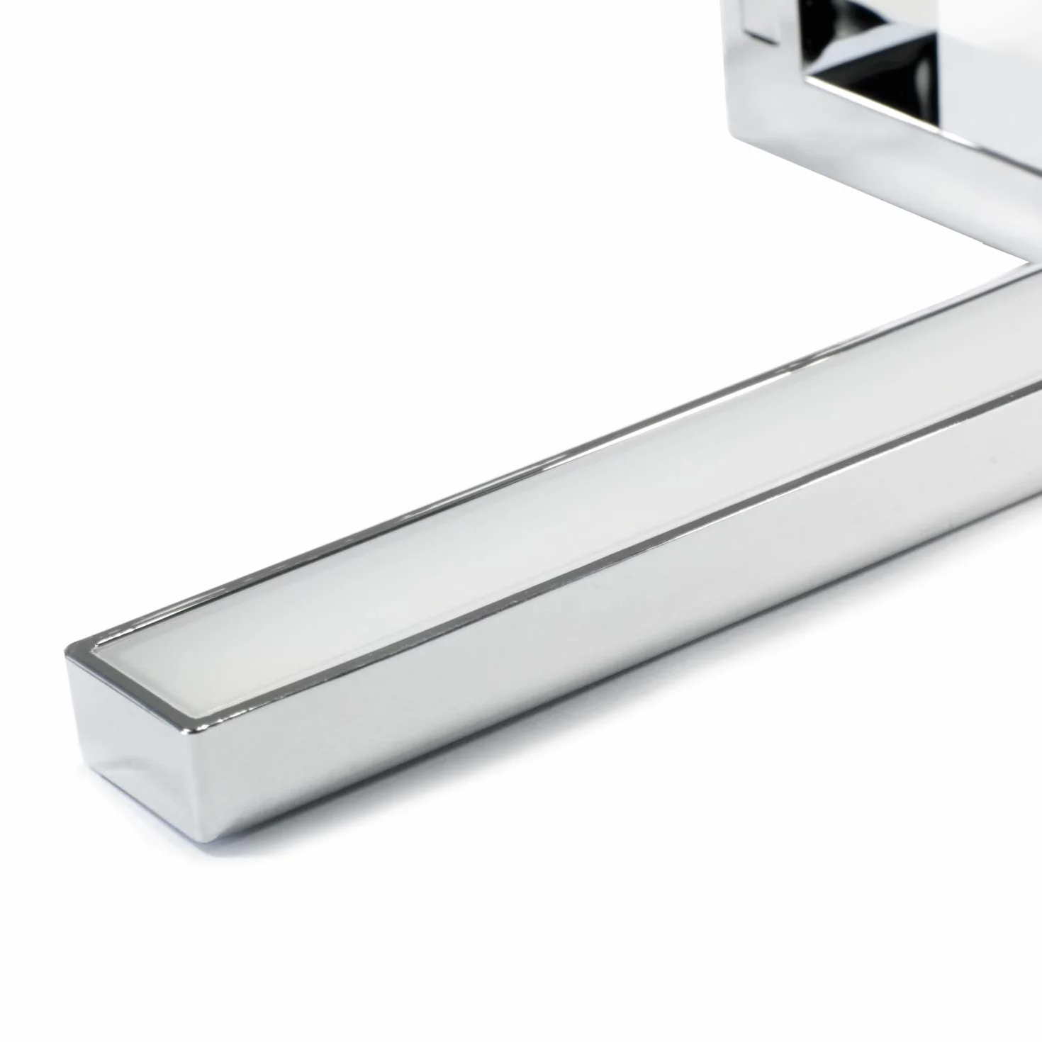 LIGHTWORLD24 Lámpara de baño LED 30 cm 5W 230V 550lm 4000K IP44