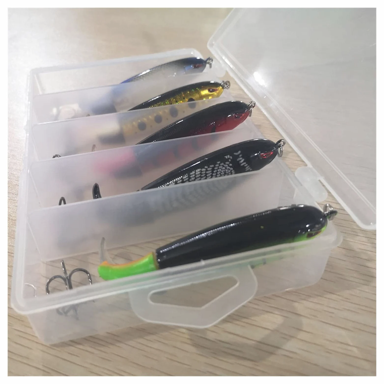 Señuelos de Pesca Juego de señuelos de Pesca Cebo con Caja de rotación Cait Hard Bait Fuerza de Pesca de Cebo Artificial Ganchos Duros Bass Fishing Tackle 5pcs Cebos Artificiales