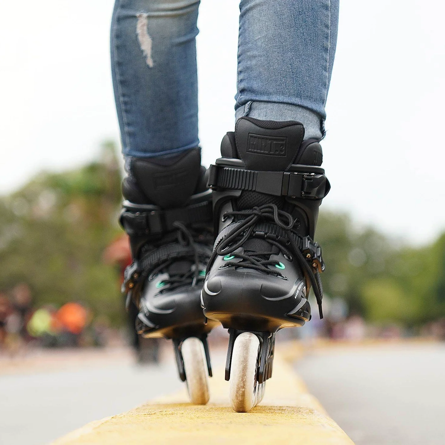 Movino Mint 3 Freeride Patines en Línea para Mujer y Hombres Patines en Línea Freestyle Urban Patines en Línea para Adultos Patines Urbanos Patines en Línea Patines para Mujeres Hombres Ruedas 80 mm
