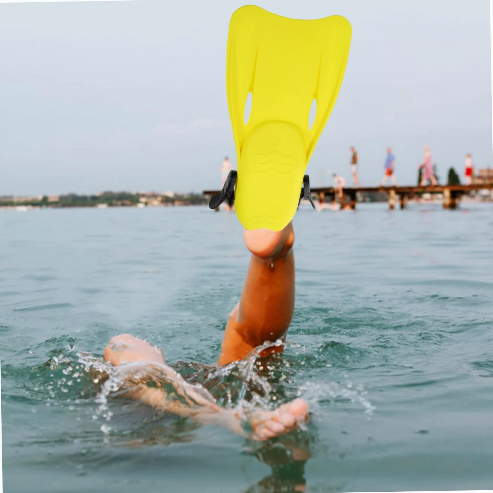 Aletas de Snorkel de Entrenamiento 1 Par, Amarillo TPR PP Ajustable | Fiesta Verano, Equipo de Buceo y Snorkel para Playa, Talla L 39-43, Experiencia de Natación Mejorada