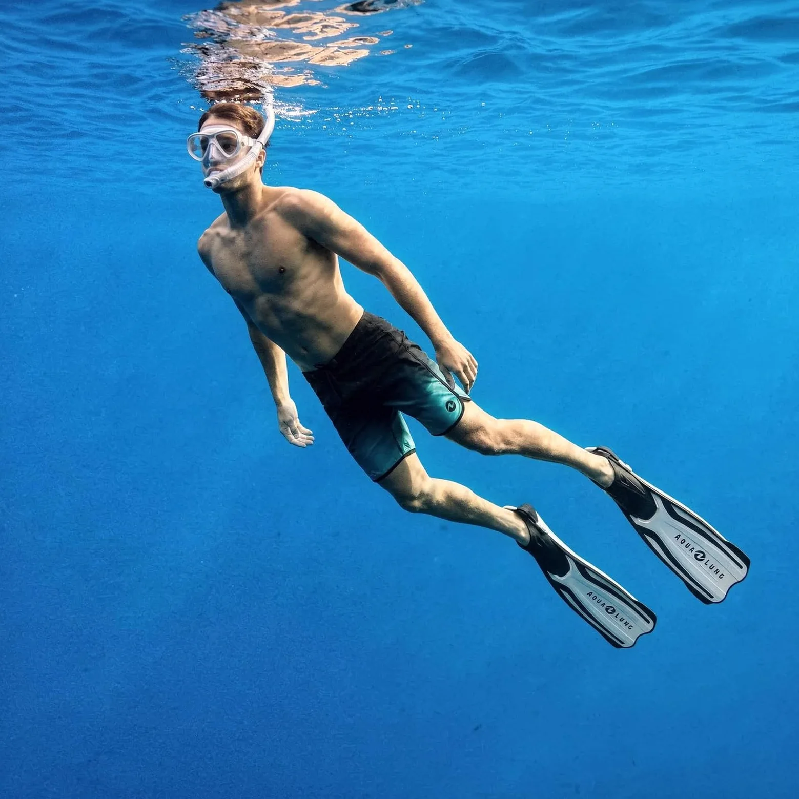 Aqualung Amika - Aletas de Snorkel, innovadoras, cómodas, potentes, con propulsión óptima