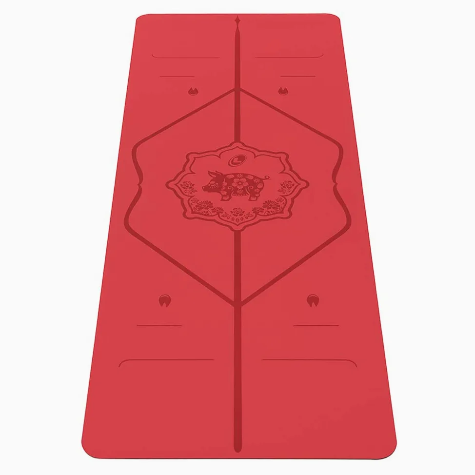 Liforme Esterilla de Yoga Edición Animales - Mejor Estera De Yoga del Mundo con Sistema De Alineación Patentado - Yoga Mat Ecológica y Completamente Antideslizante - Edición Especial Animales - Rojo | Agarre Superior, Ecológica, No Tóxica, Resistente al S