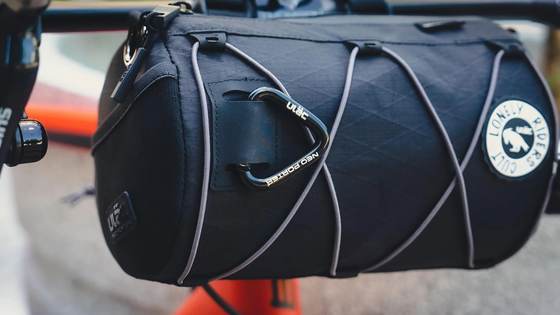 ULAC Bolsa Manillar Bicicleta Grande con Bandolera Bolsa Bici Impermeable Nylon 3,8L 24x14x14 cm Accesorios para Bicicleta MTB E-Bikes Complementos Cesta Porta Herramientas y Móvil