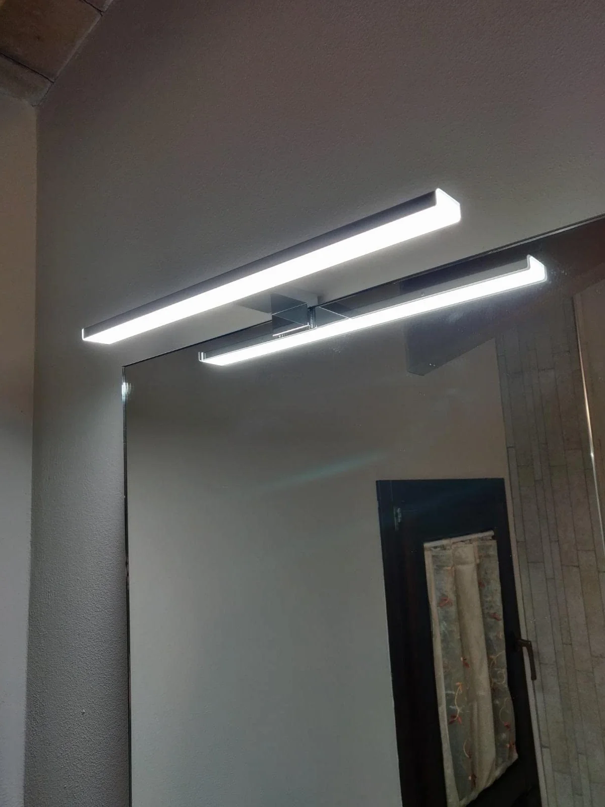 Lámpara LED de Baño 10W 820LM Blanco Neutro 4000K IP44 230V 40cm