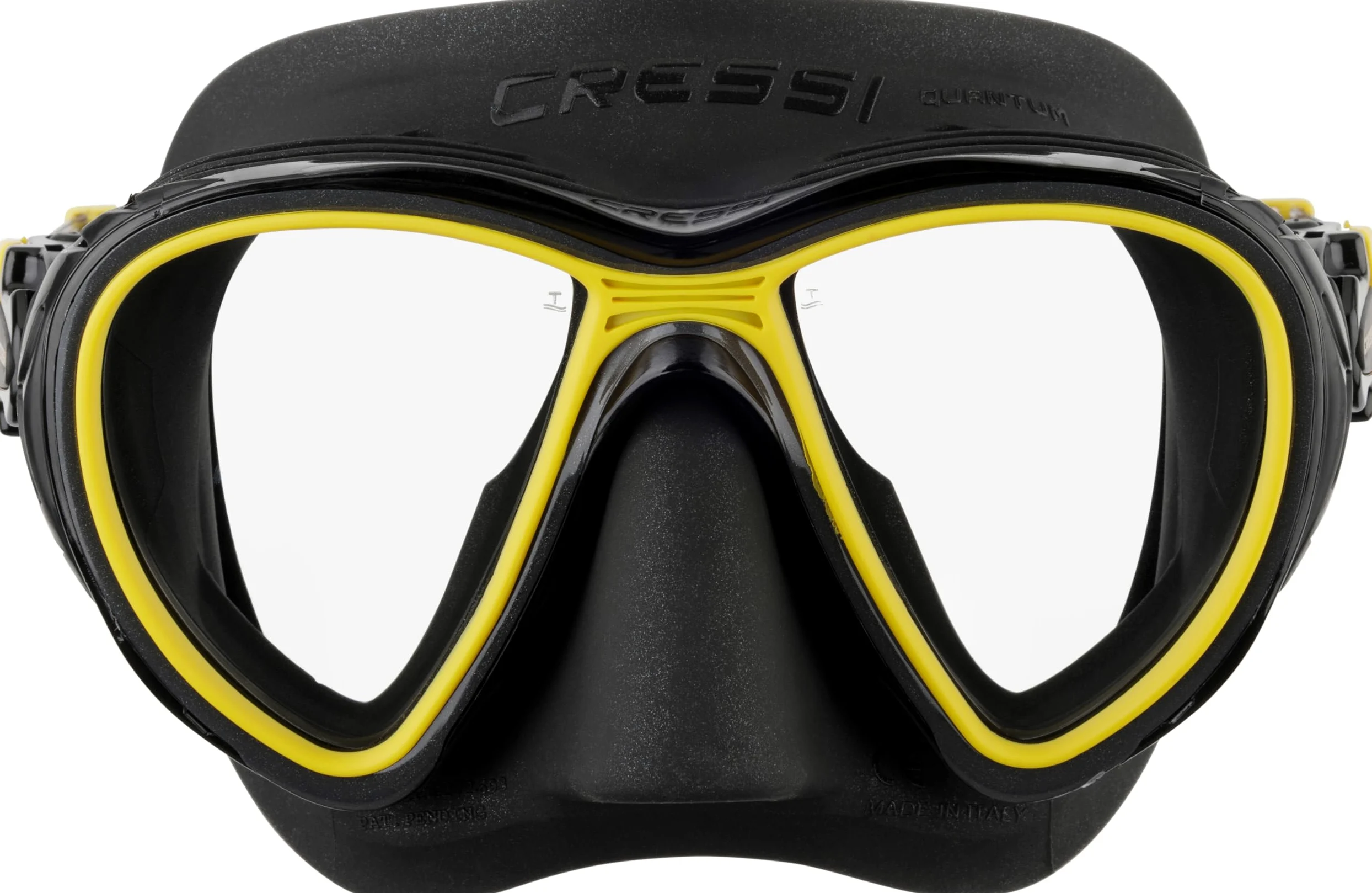 Cressi Máscara de Buceo para Adultos con Sistema avanzado de Niebla y Visibilidad hacia Abajo Mejorada - Quantum: Fabricada en Italia