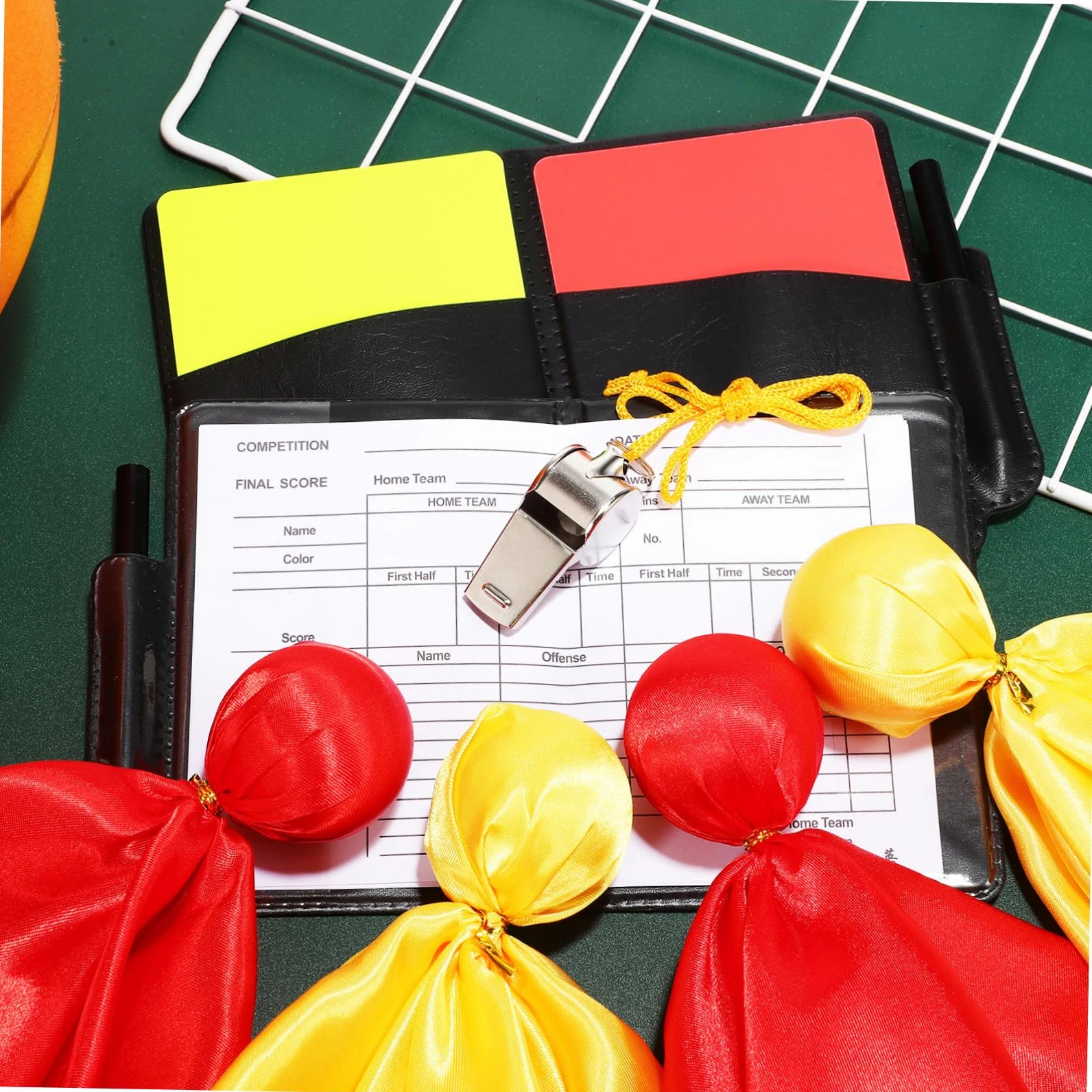 TOYANDONA Juego De Silbato De La Bandera del Árbitro Tarjetas De Árbitro Banderas Rojas Equipo Árbitro De Fútbol Tarjetas Rojas y Amarillas Tarjetas De Futbol Bandera Roja Poliéster